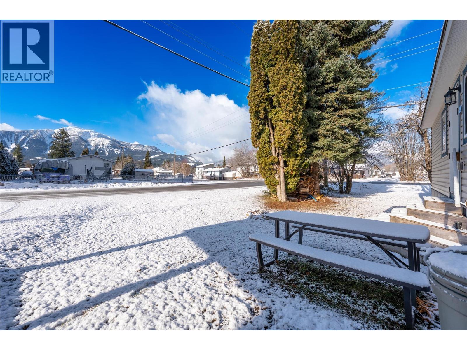 1204 Maplewood Street Unit# 1a, Revelstoke, British Columbia  V0E 2S0 - Photo 8 - 10376716