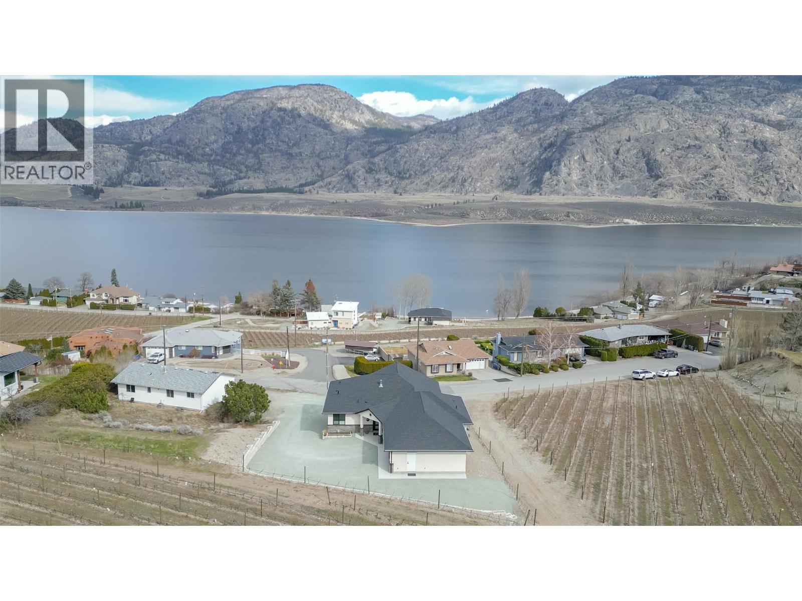 10400 87th Street, Osoyoos, British Columbia  V0H 1V2 - Photo 1 - 10376937