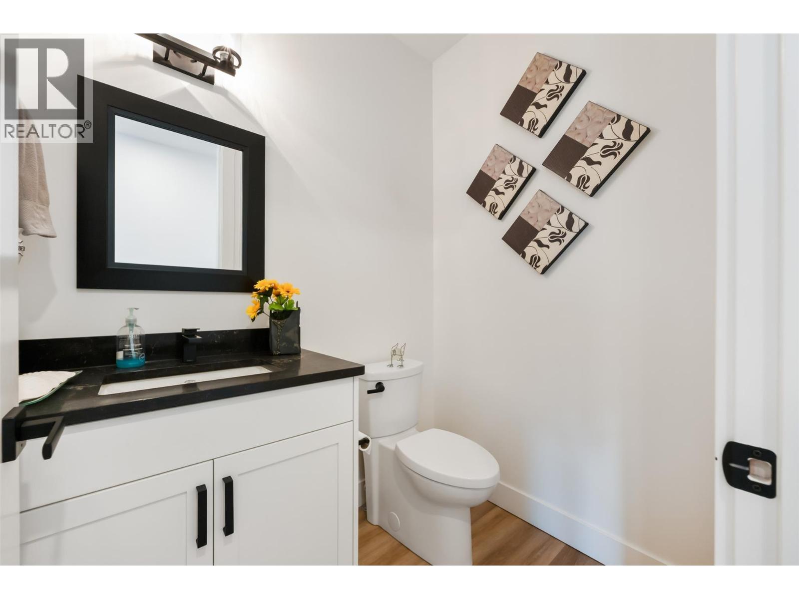 10400 87th Street, Osoyoos, British Columbia  V0H 1V2 - Photo 44 - 10376937