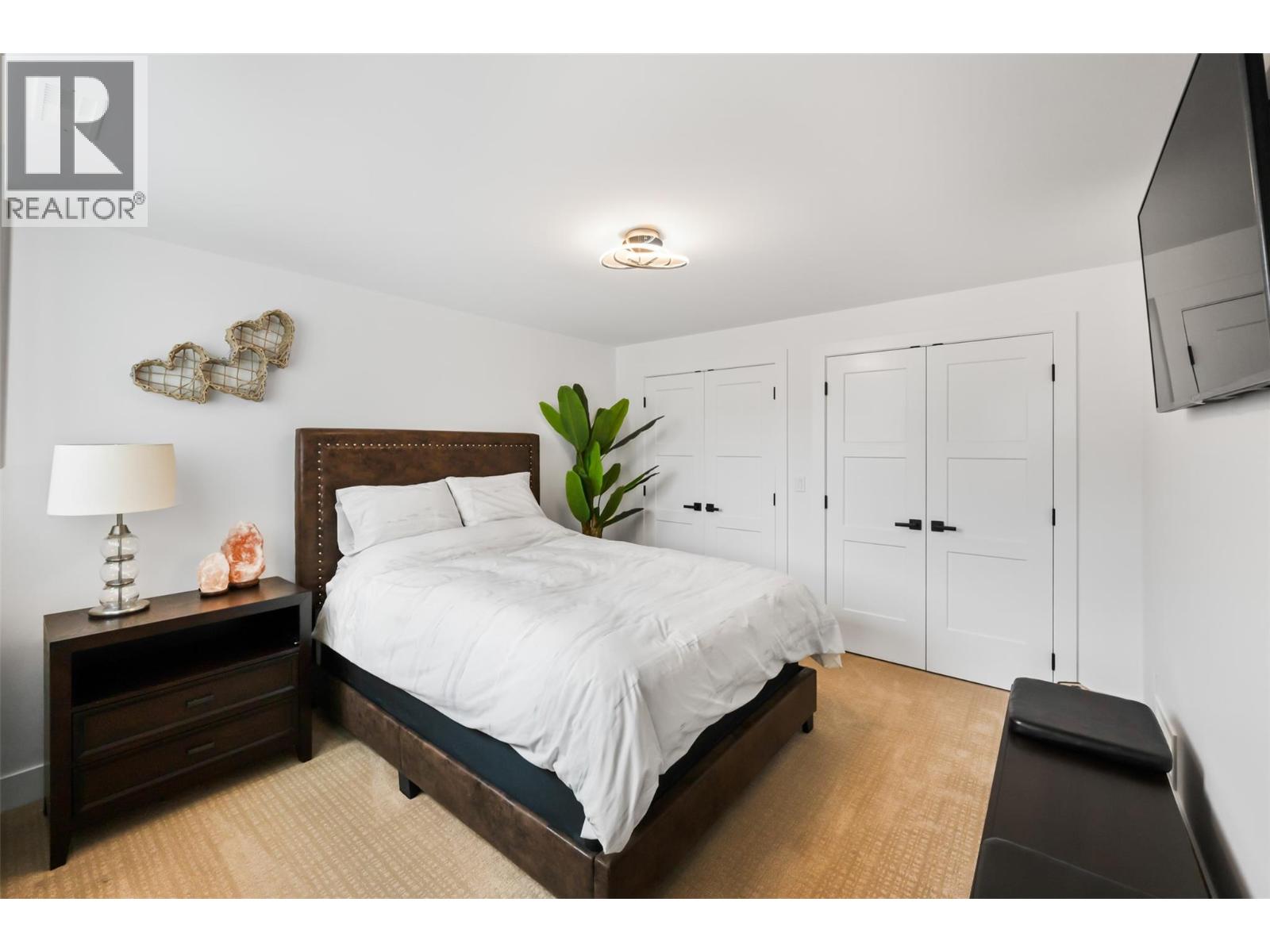 10400 87th Street, Osoyoos, British Columbia  V0H 1V2 - Photo 60 - 10376937