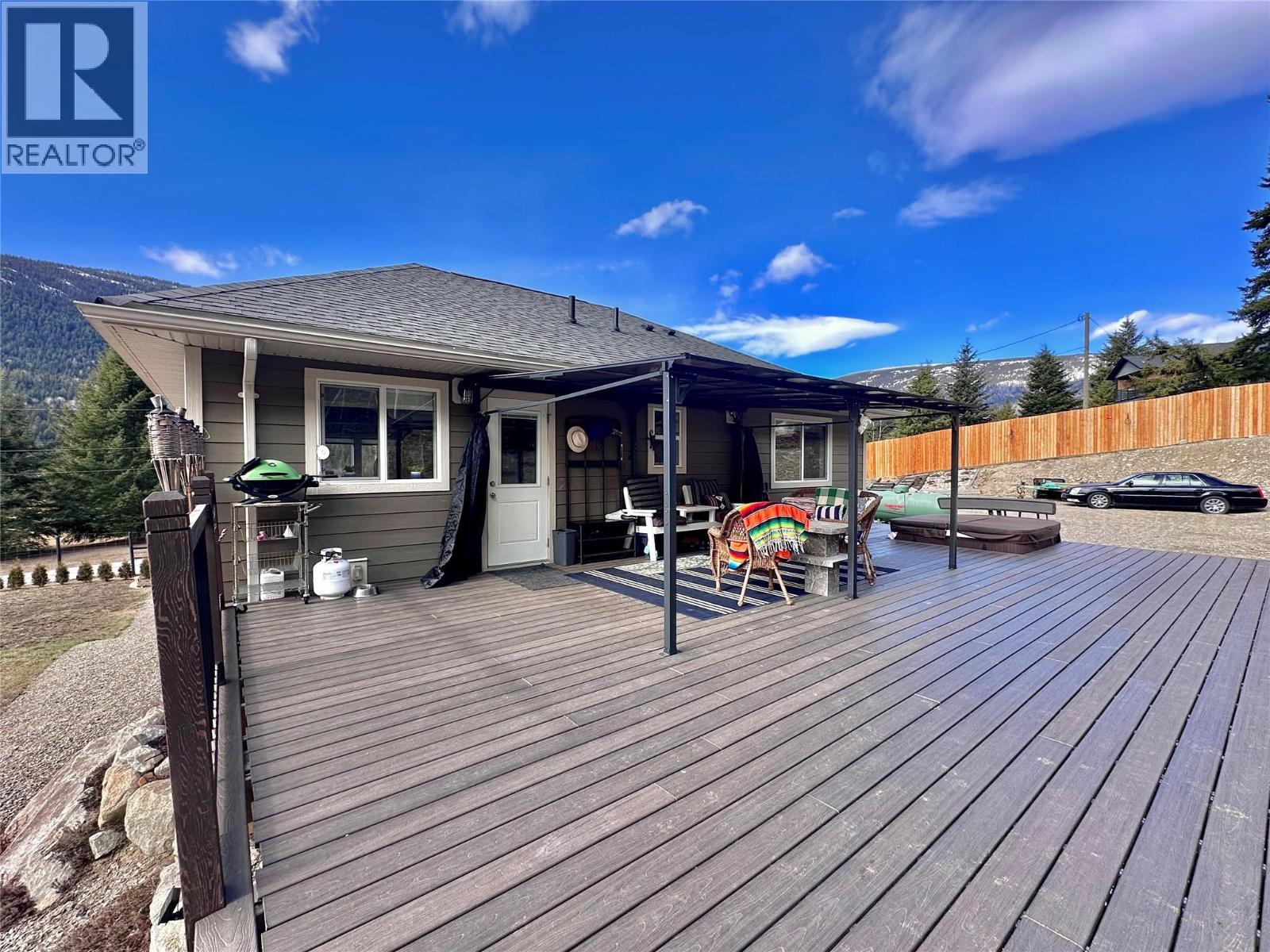 1953 Sandy Road, Castlegar, British Columbia  V1N 4T1 - Photo 19 - 10379009