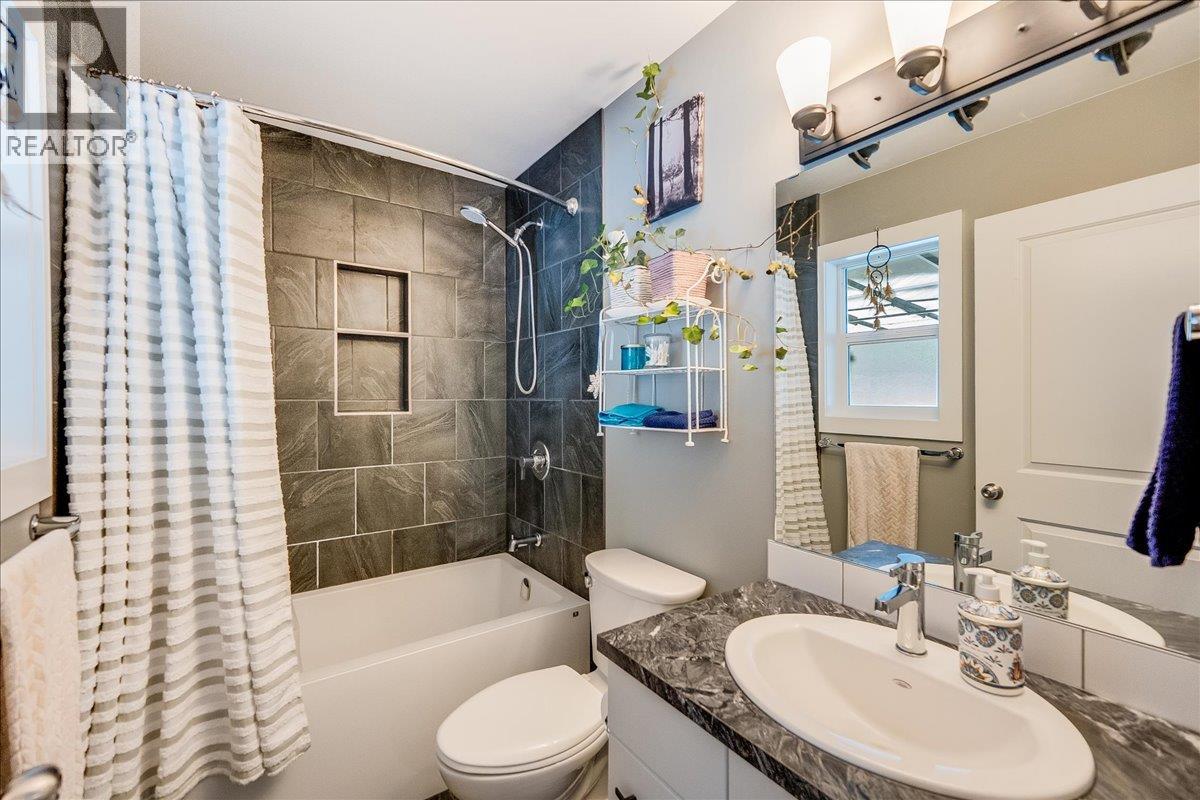 1953 Sandy Road, Castlegar, British Columbia  V1N 4T1 - Photo 30 - 10379009