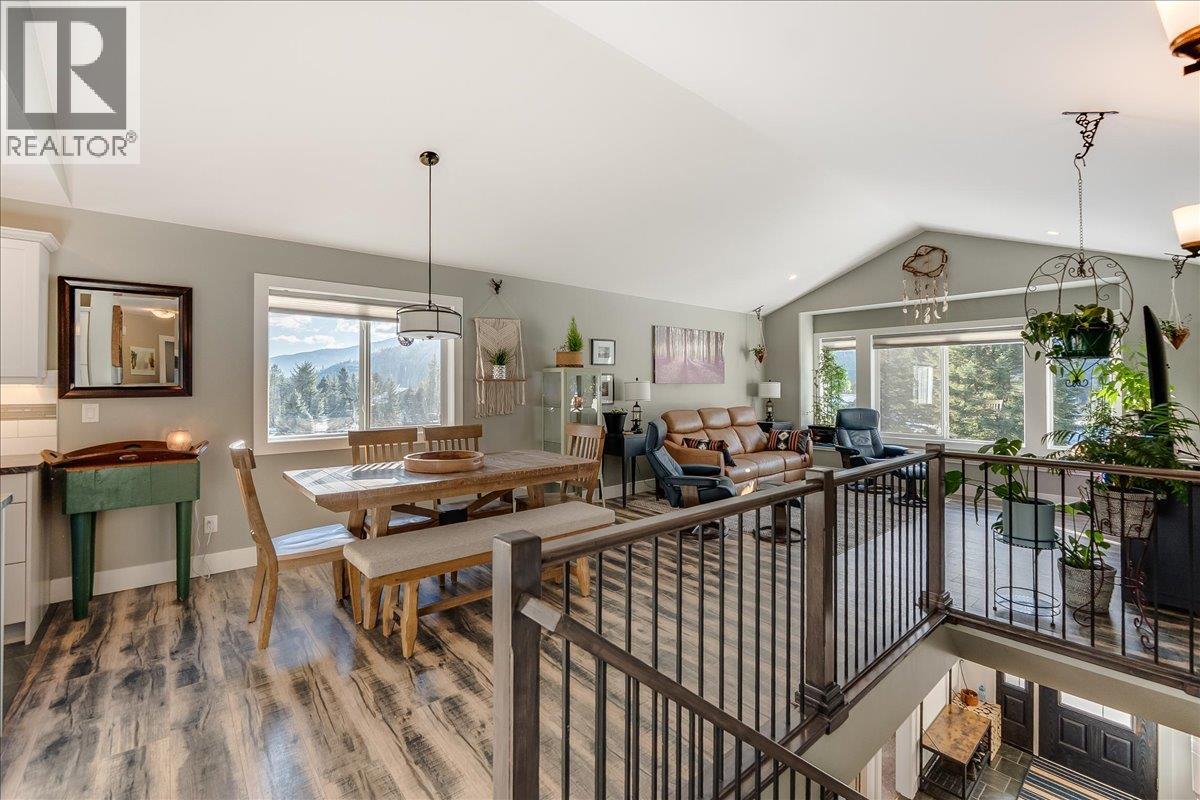 1953 Sandy Road, Castlegar, British Columbia  V1N 4T1 - Photo 37 - 10379009