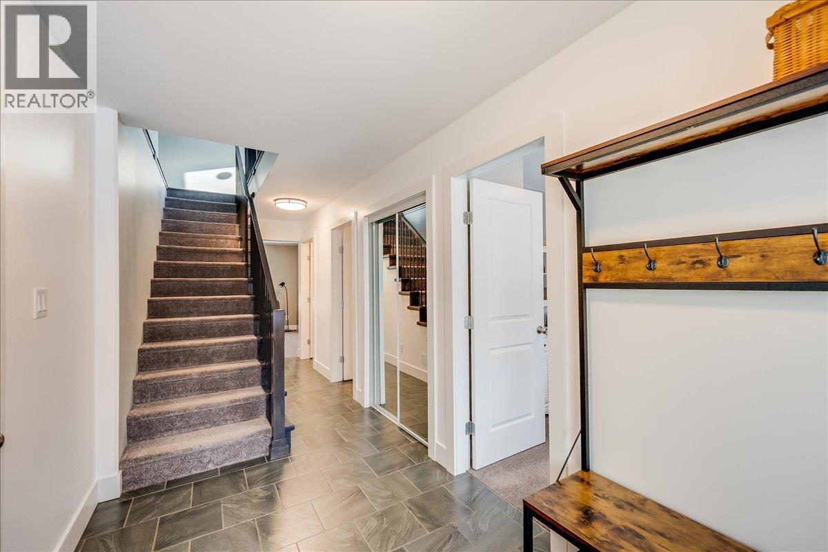 1953 Sandy Road, Castlegar, British Columbia  V1N 4T1 - Photo 39 - 10379009