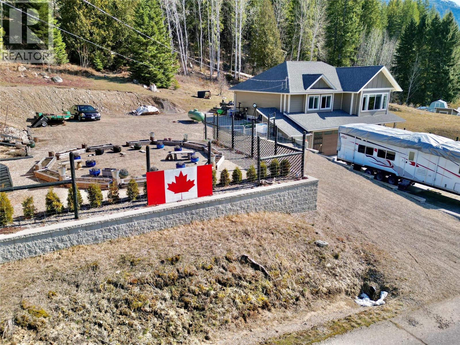 1953 Sandy Road, Castlegar, British Columbia  V1N 4T1 - Photo 4 - 10379009