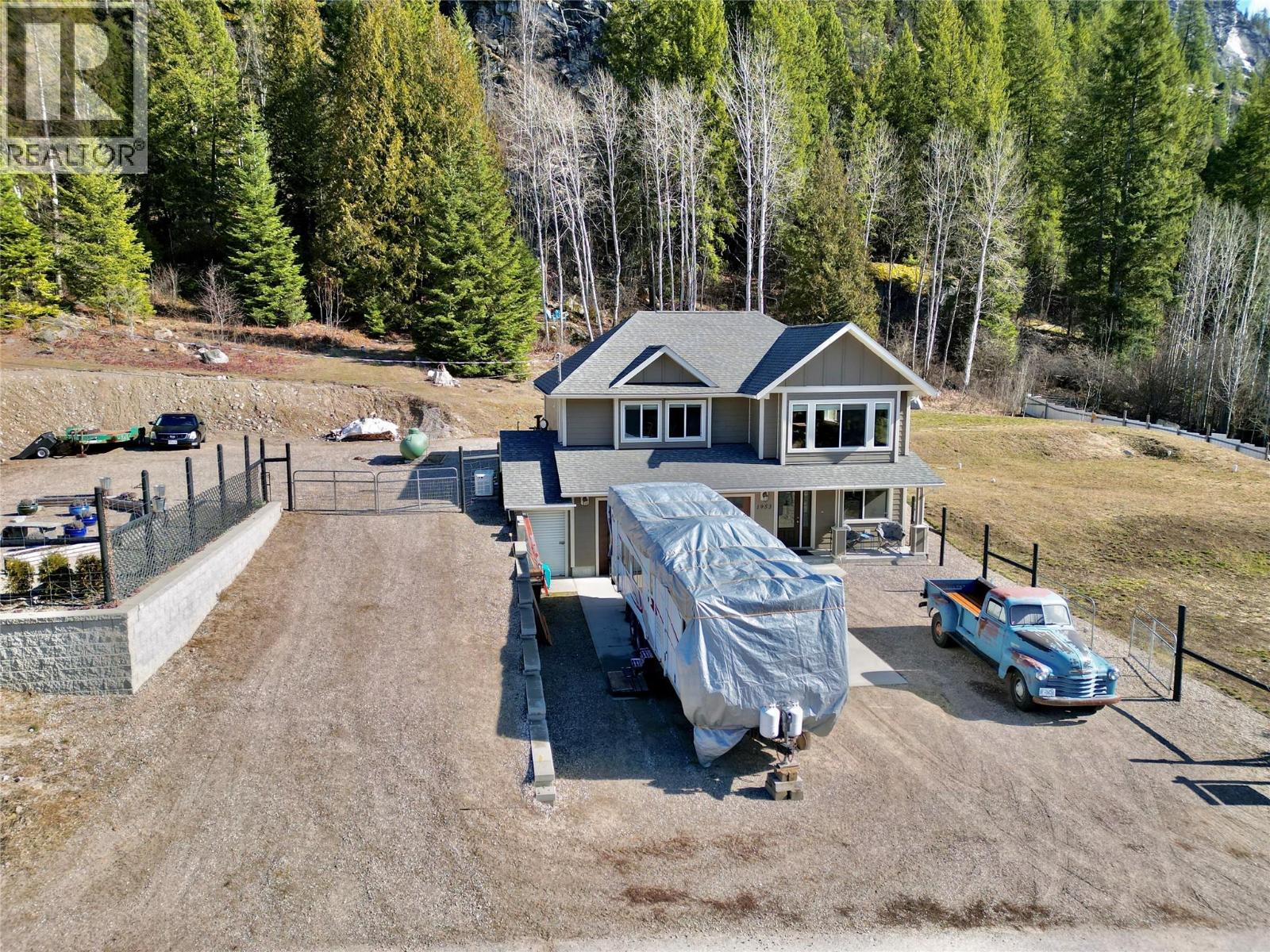 1953 Sandy Road, Castlegar, British Columbia  V1N 4T1 - Photo 58 - 10379009