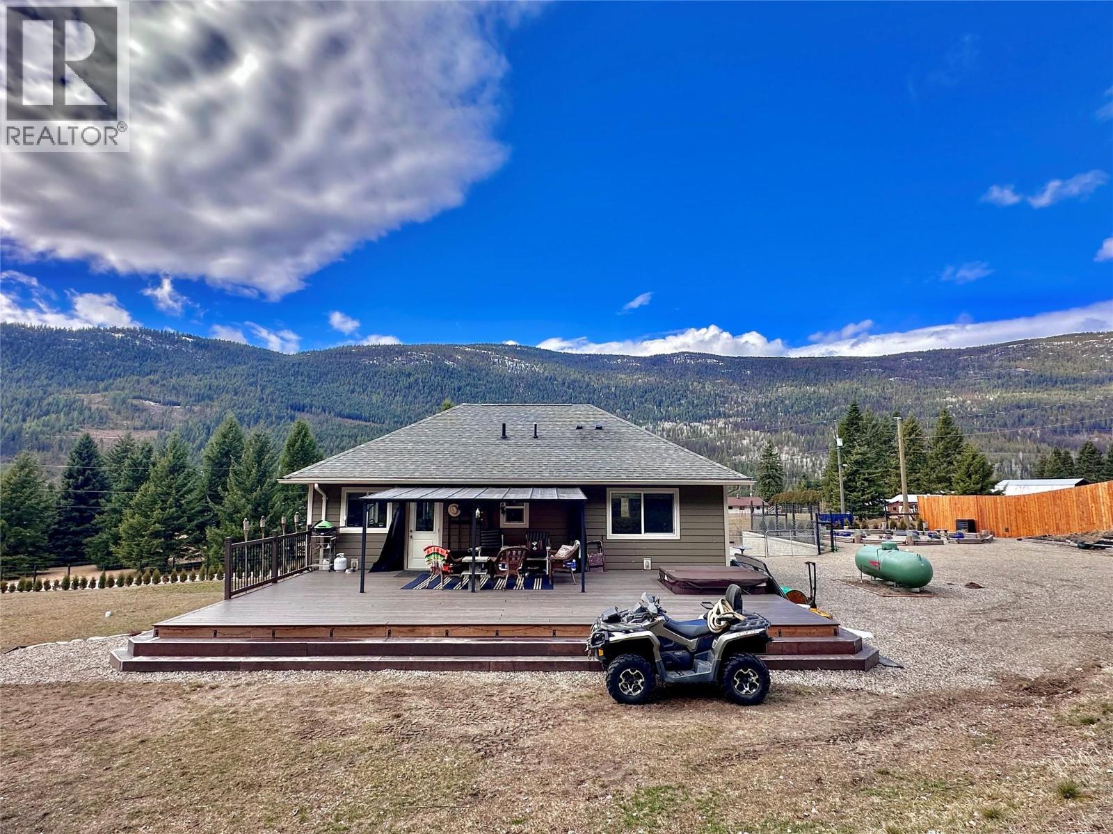 1953 Sandy Road, Castlegar, British Columbia  V1N 4T1 - Photo 66 - 10379009