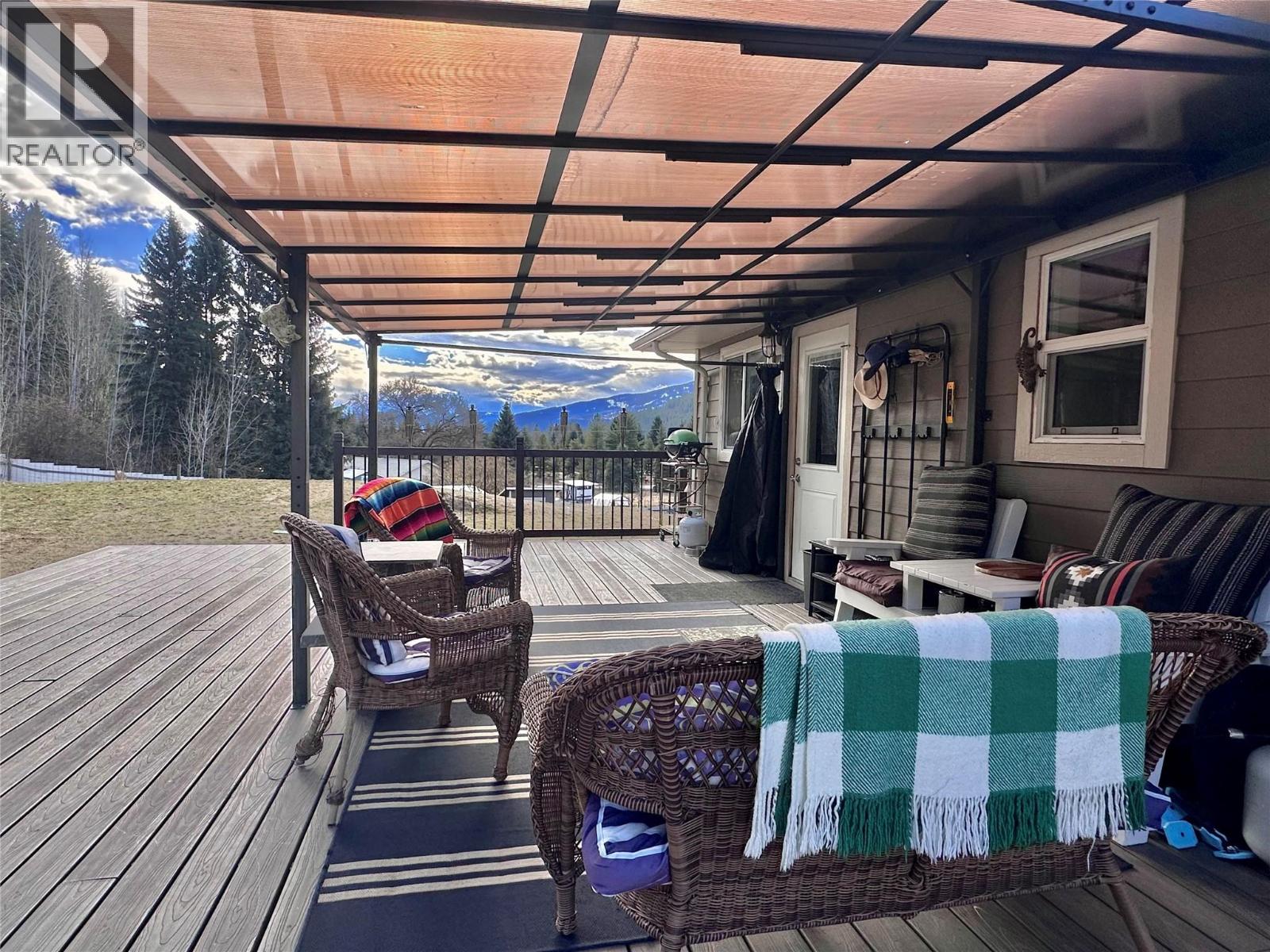 1953 Sandy Road, Castlegar, British Columbia  V1N 4T1 - Photo 70 - 10379009