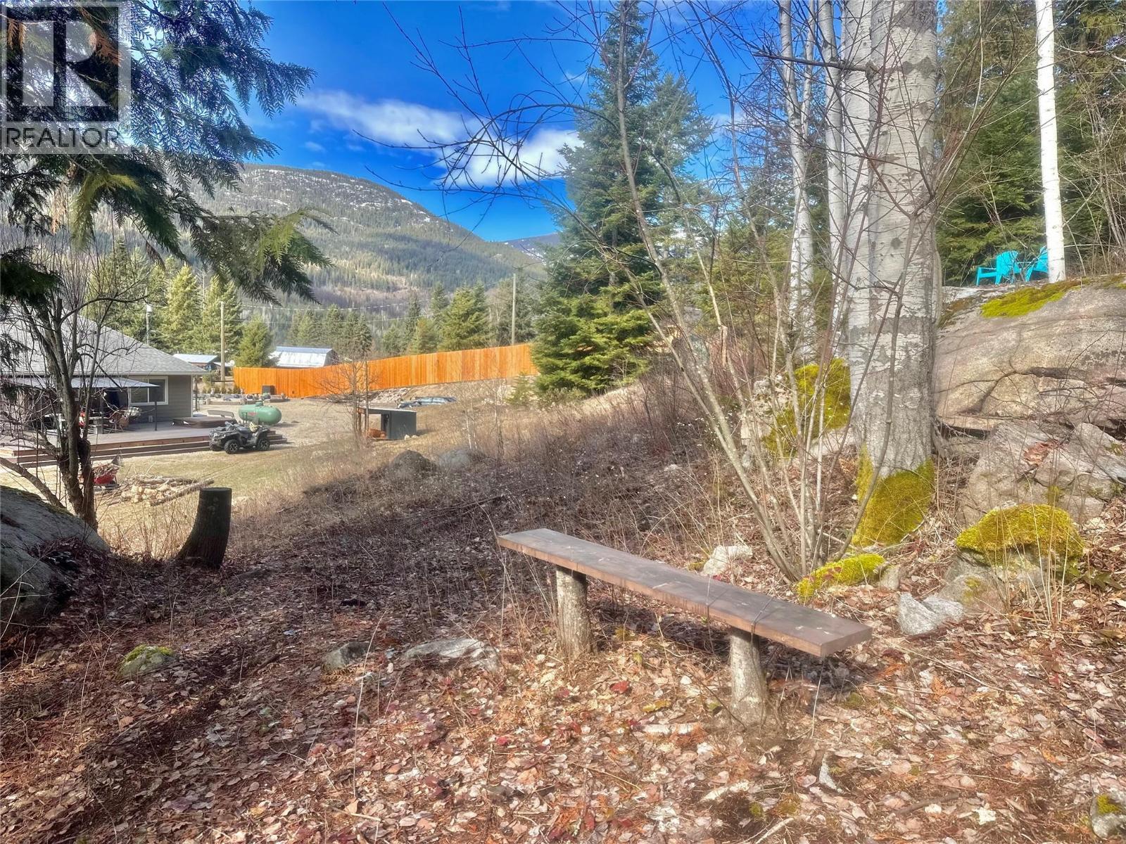 1953 Sandy Road, Castlegar, British Columbia  V1N 4T1 - Photo 81 - 10379009