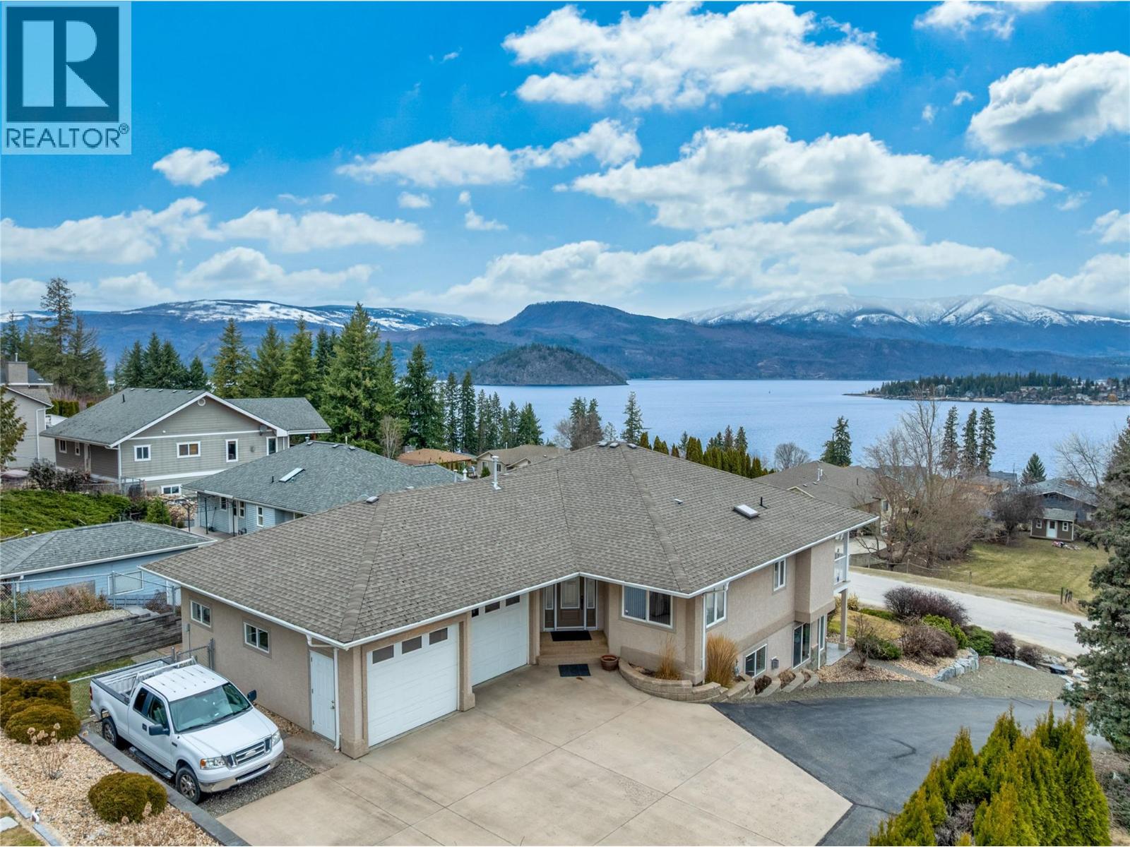 2814 Juniper Crescent, blind bay, British Columbia