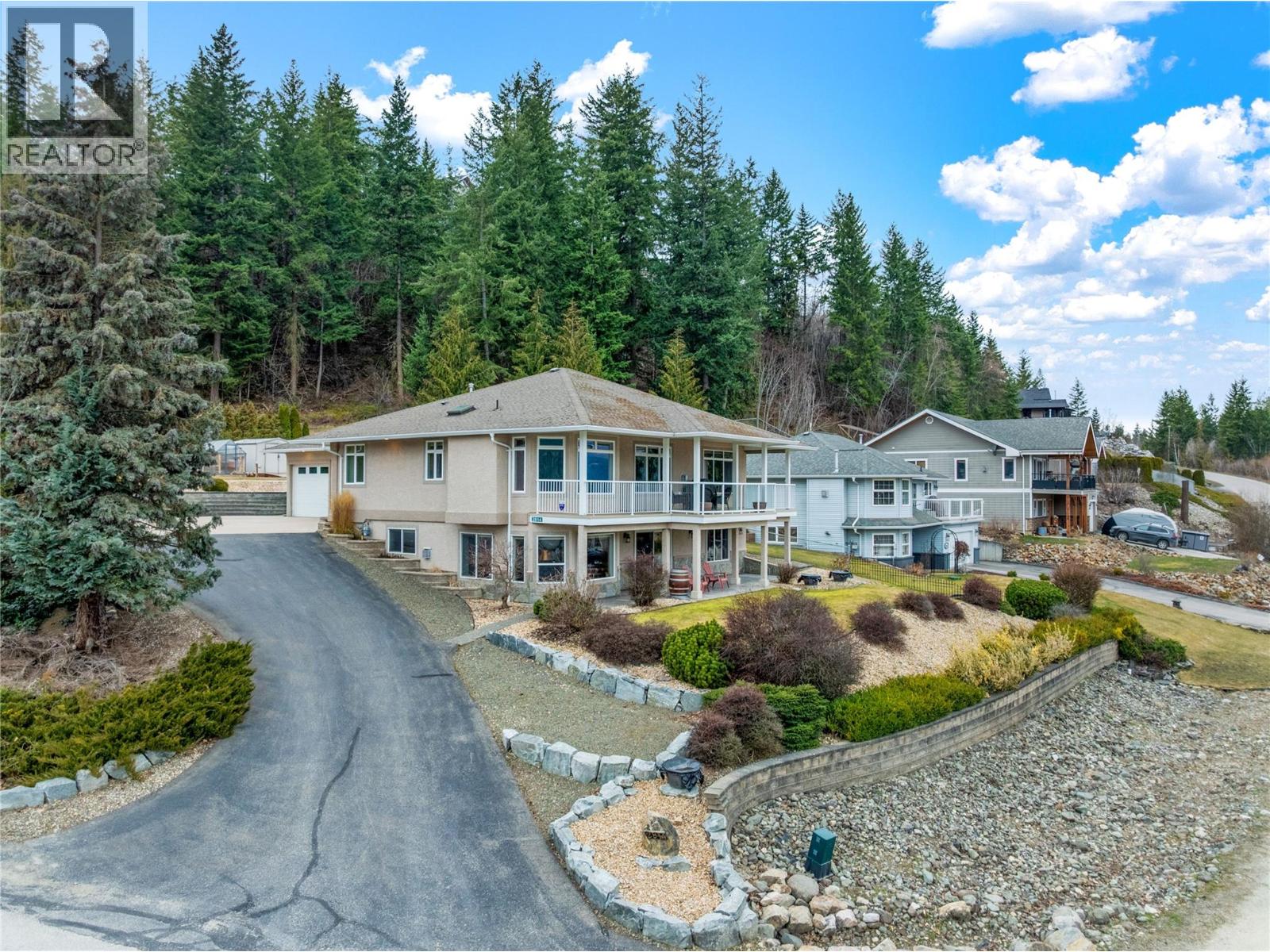 2814 Juniper Crescent, Blind Bay, British Columbia  V0E 2W2 - Photo 2 - 10376918