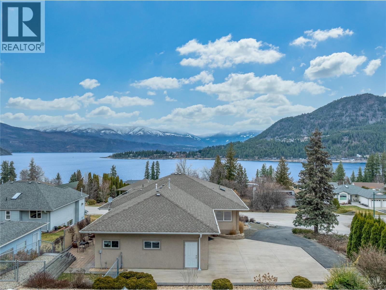 2814 Juniper Crescent, Blind Bay, British Columbia  V0E 2W2 - Photo 5 - 10376918