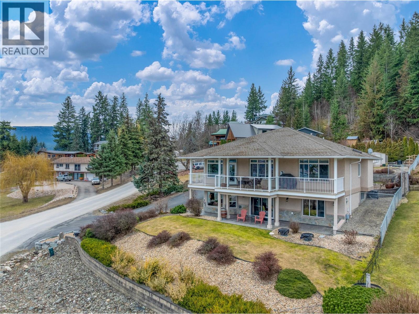 2814 Juniper Crescent, Blind Bay, British Columbia  V0E 2W2 - Photo 7 - 10376918