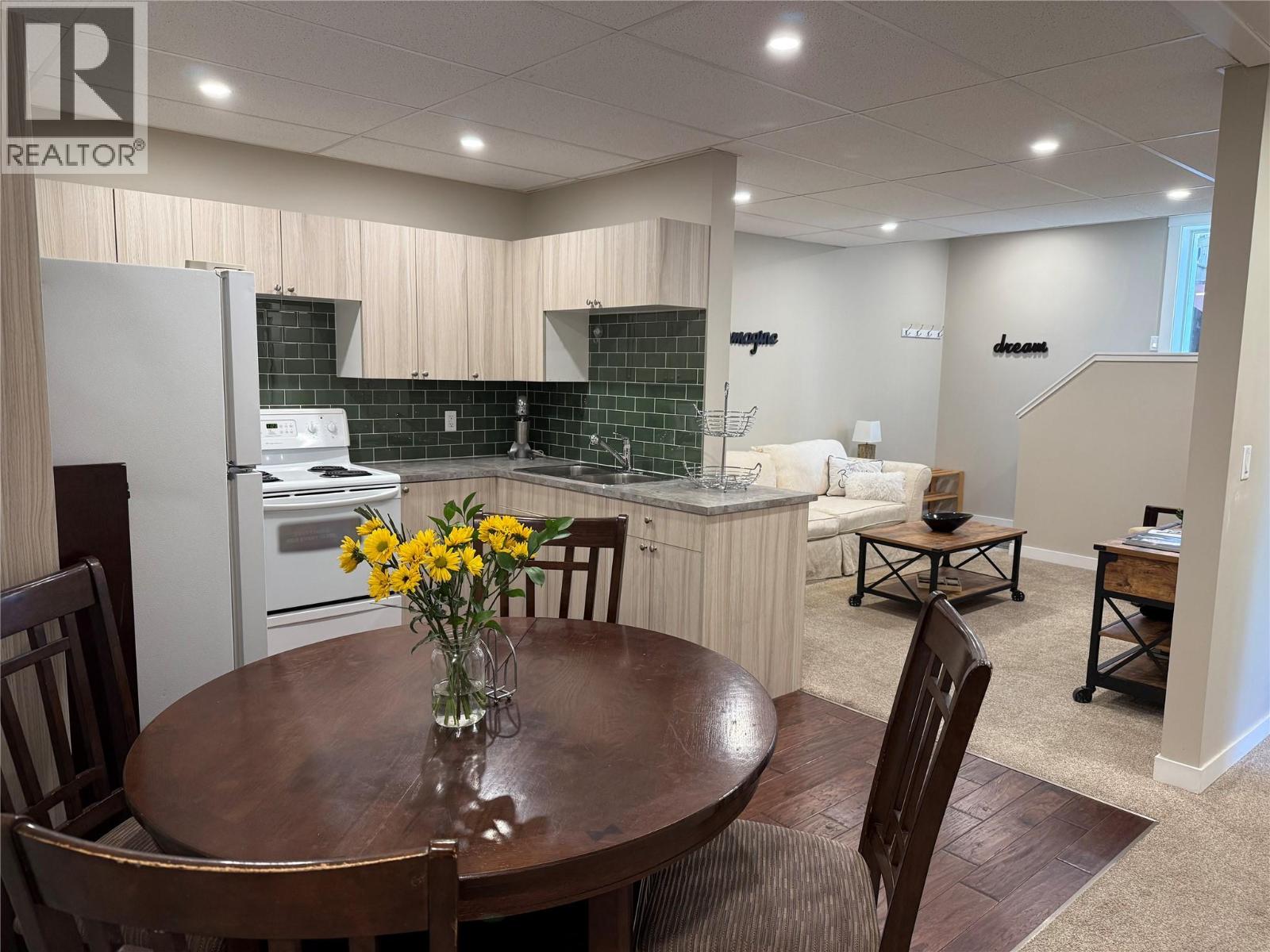 2172 Michelle Crescent, West Kelowna, British Columbia  V1Z 3B6 - Photo 8 - 10379022