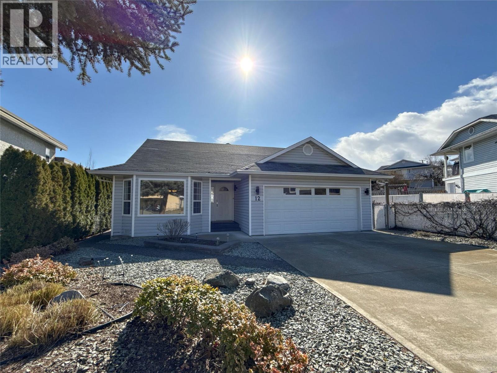 12 Heather Place, Osoyoos, British Columbia  V0H 1V1 - Photo 2 - 10378535