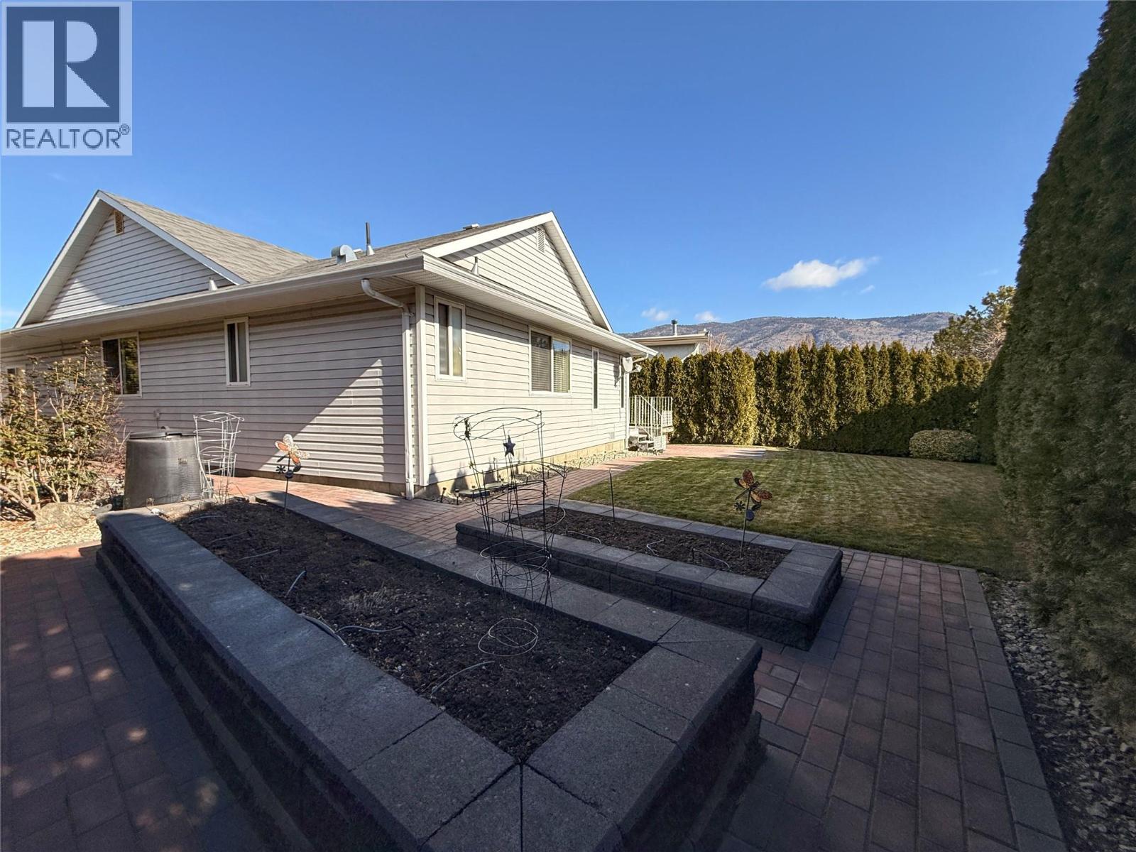 12 Heather Place, Osoyoos, British Columbia  V0H 1V1 - Photo 32 - 10378535
