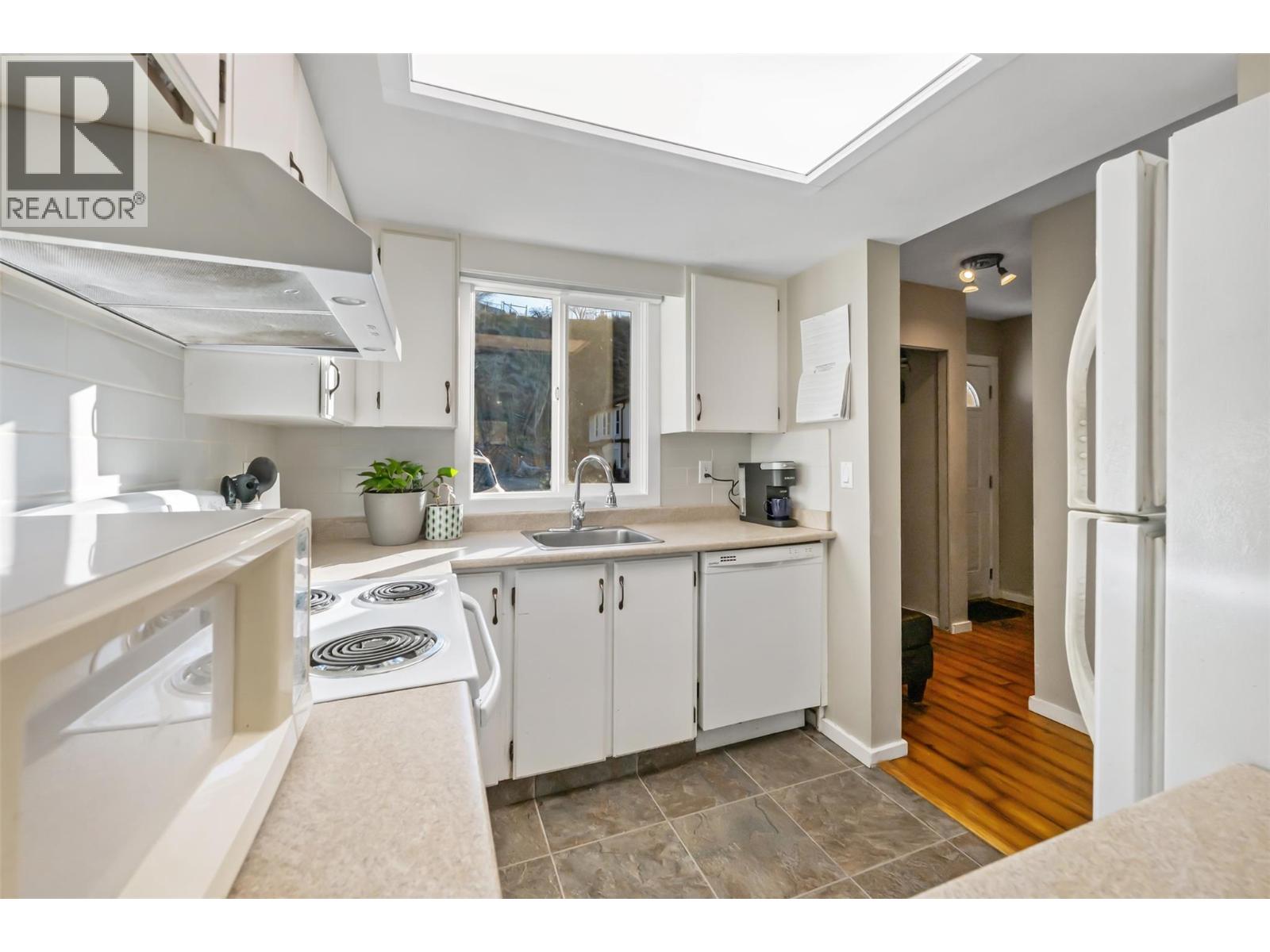 80 Green Avenue E Unit# 14, Penticton, British Columbia  V2A 7P4 - Photo 12 - 10379077