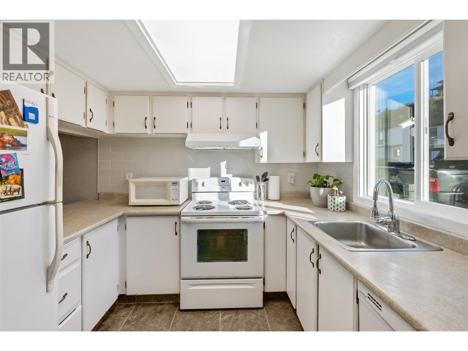 80 Green Avenue E Unit# 14, Penticton, British Columbia  V2A 7P4 - Photo 16 - 10379077