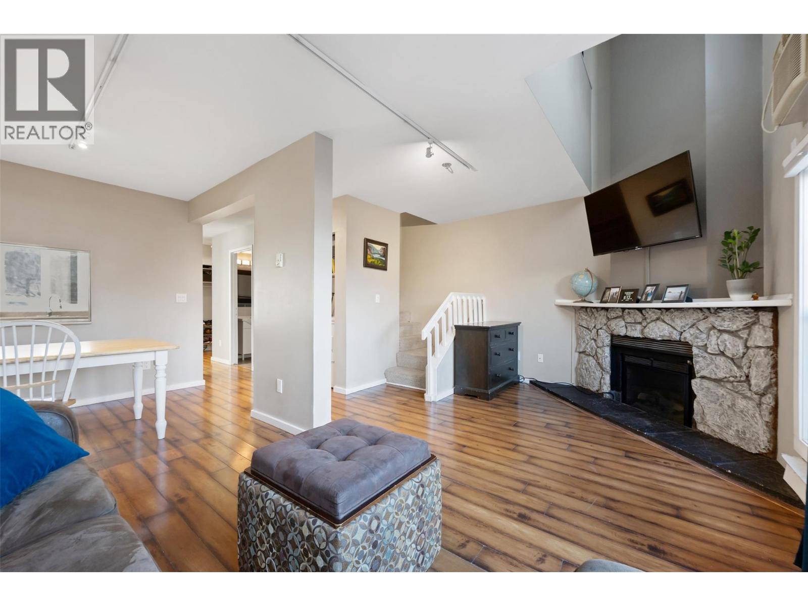 80 Green Avenue E Unit# 14, Penticton, British Columbia  V2A 7P4 - Photo 5 - 10379077