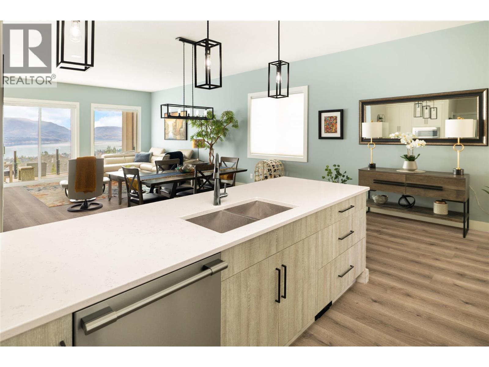 680 Cantina Court, Kelowna, British Columbia  V1W 4X6 - Photo 9 - 10377679