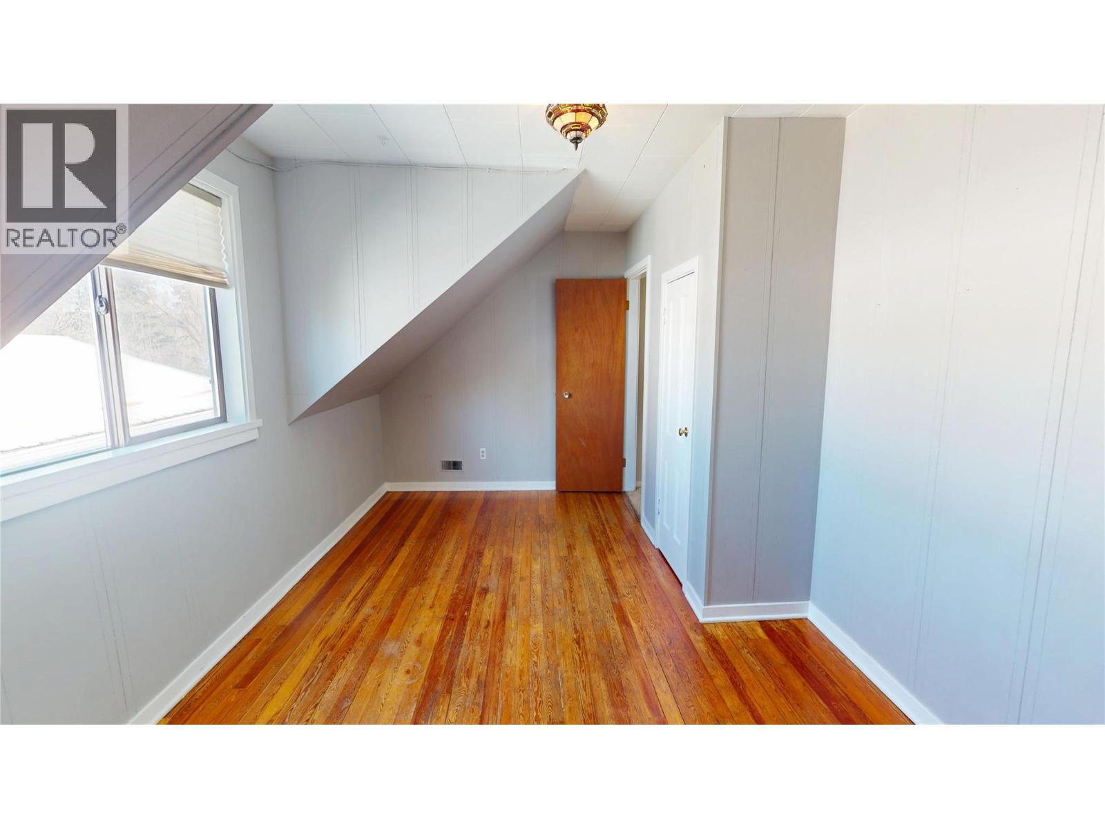 216 14th Avenue S, Cranbrook, British Columbia  V1C 2X2 - Photo 33 - 10378903