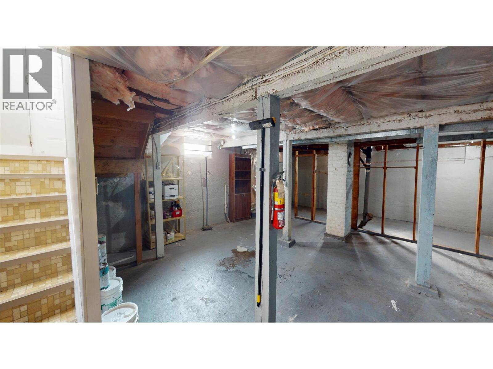 216 14th Avenue S, Cranbrook, British Columbia  V1C 2X2 - Photo 37 - 10378903