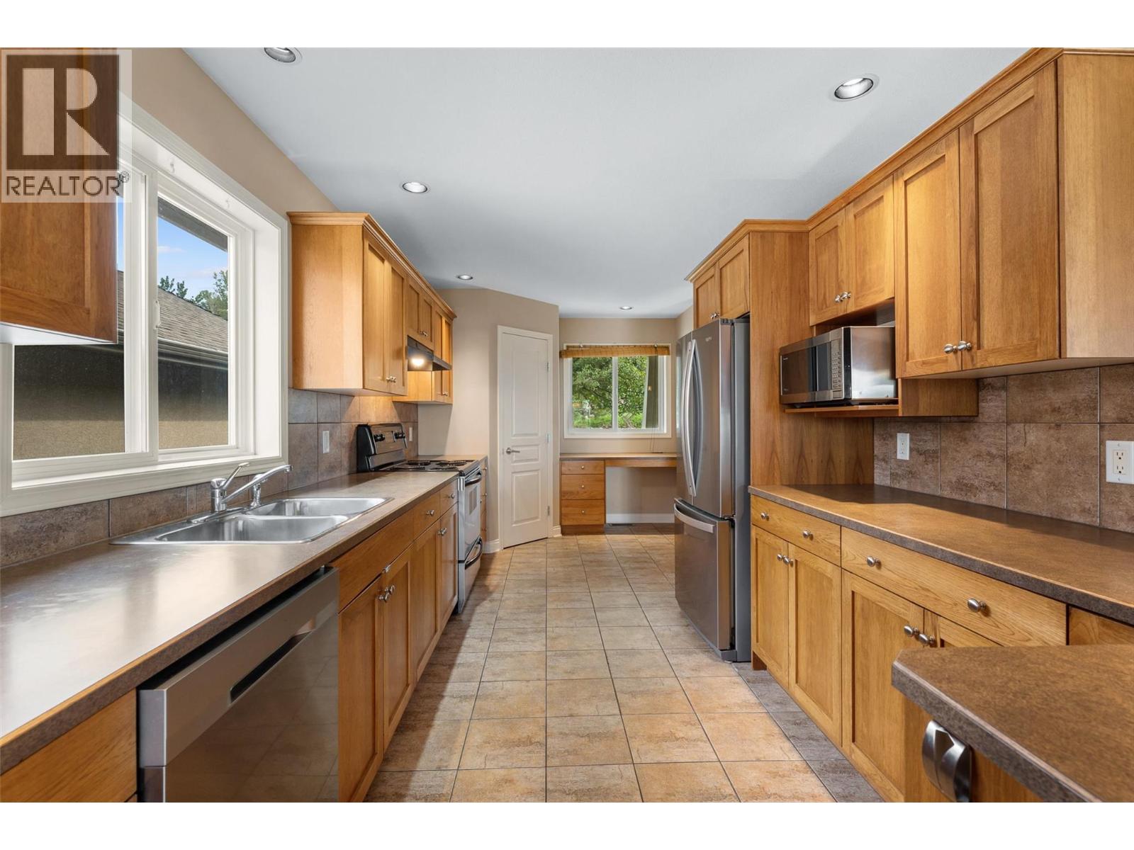 5147 Silverado Place, Kelowna, British Columbia  V1X 7X8 - Photo 12 - 10378943