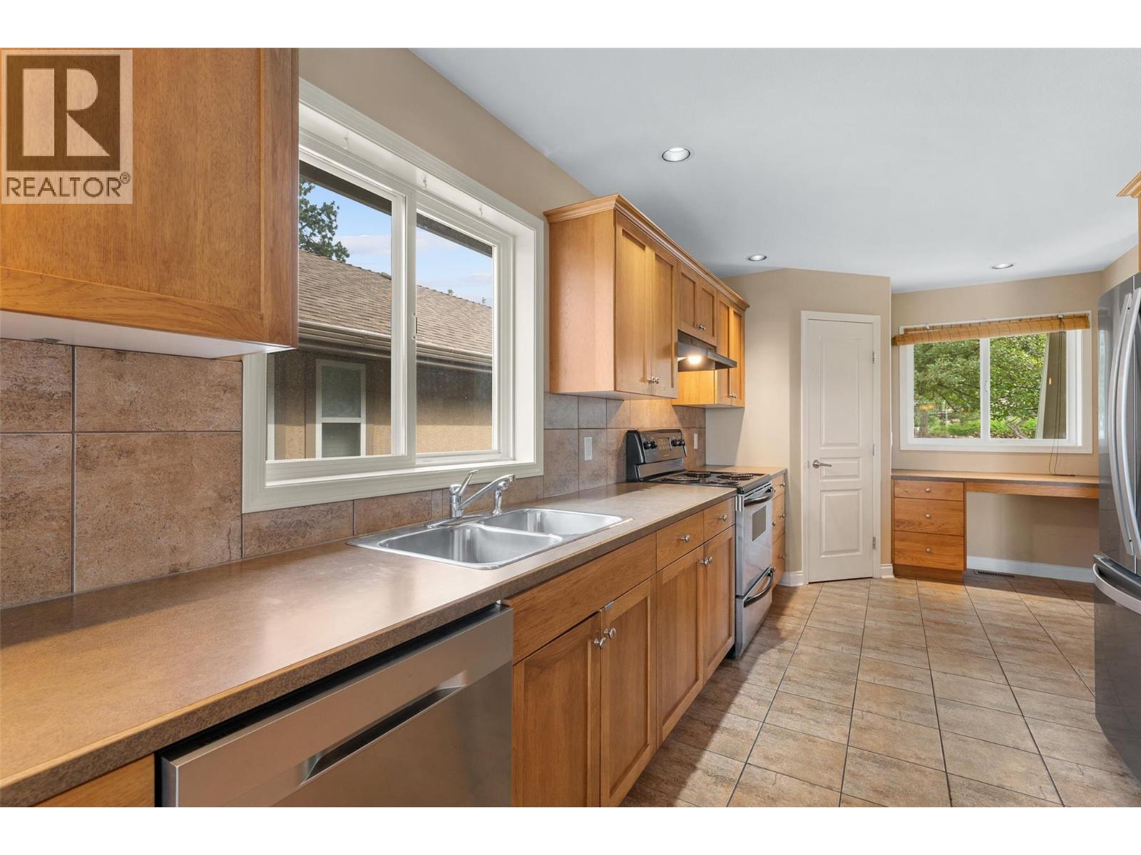 5147 Silverado Place, Kelowna, British Columbia  V1X 7X8 - Photo 15 - 10378943