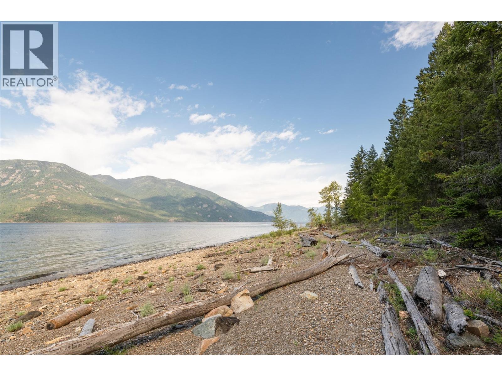 13828 3a Highway, Gray Creek, British Columbia  V0B 1S0 - Photo 4 - 10378420