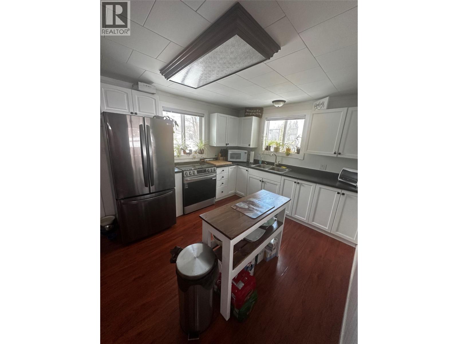 5109 43 Street Ne, Chetwynd, British Columbia  V0C 1J0 - Photo 2 - 10379113