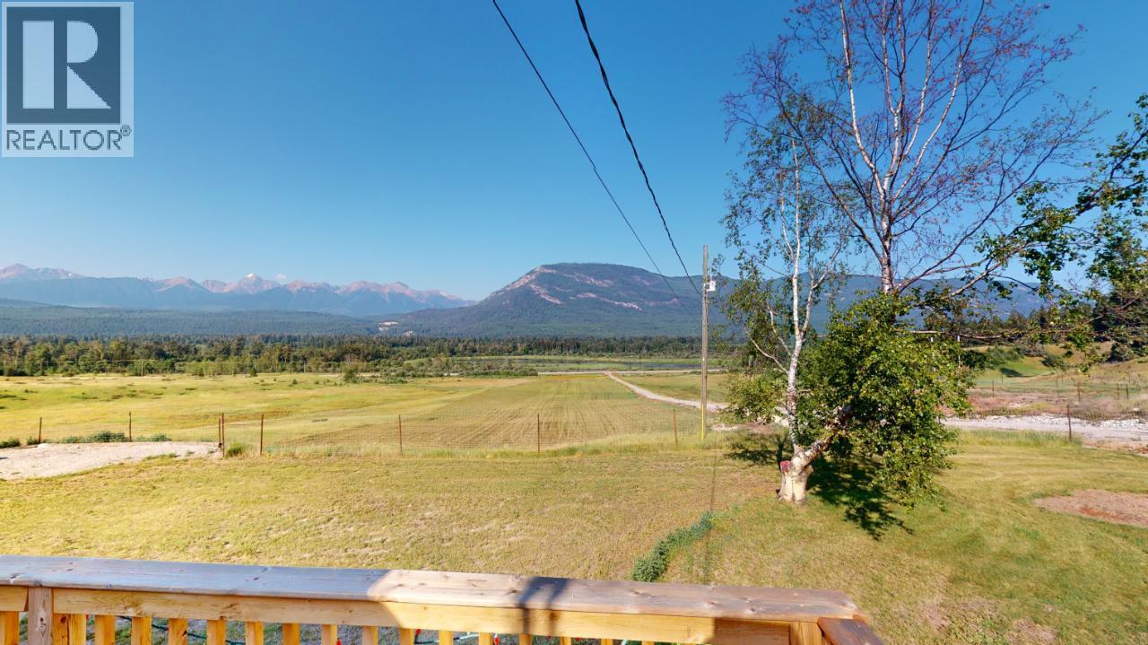 726 95 Highway, Spillimacheen, British Columbia  V0A 1M0 - Photo 25 - 10379083