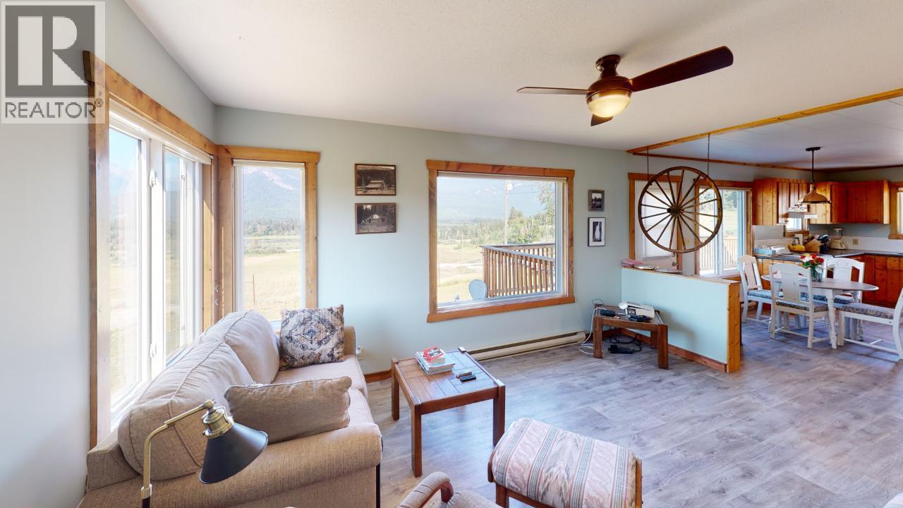 726 95 Highway, Spillimacheen, British Columbia  V0A 1M0 - Photo 33 - 10379083