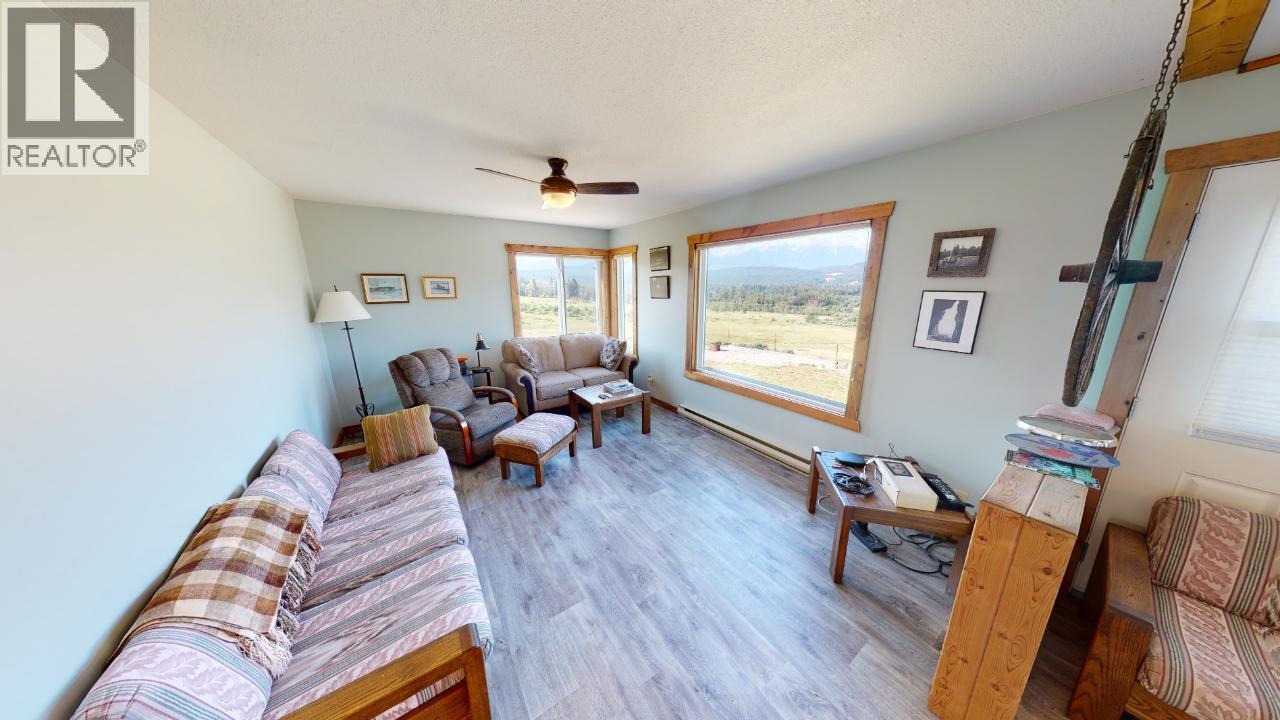 726 95 Highway, Spillimacheen, British Columbia  V0A 1M0 - Photo 34 - 10379083