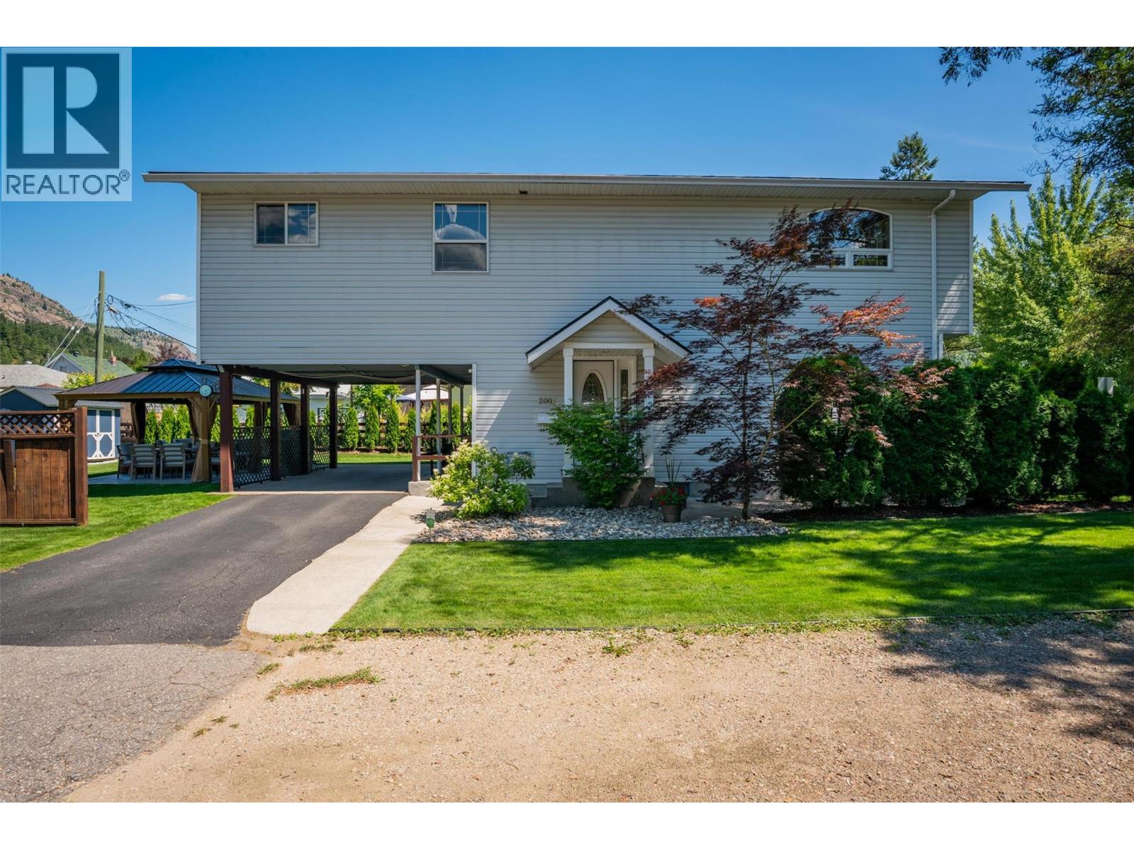 2007 Valleyview Drive, trail, British Columbia