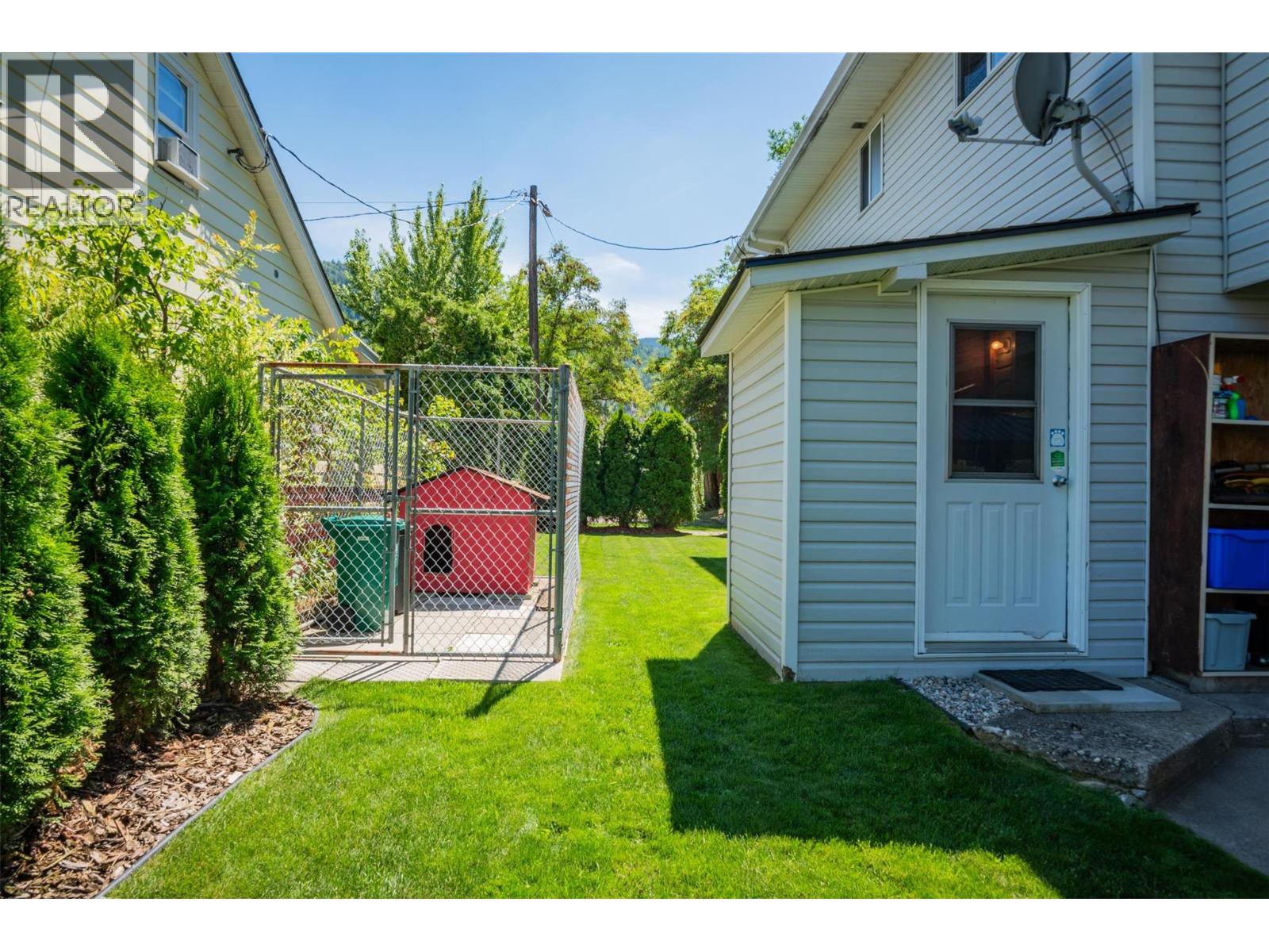 2007 Valleyview Drive, Trail, British Columbia  V1R 3B3 - Photo 48 - 10378704