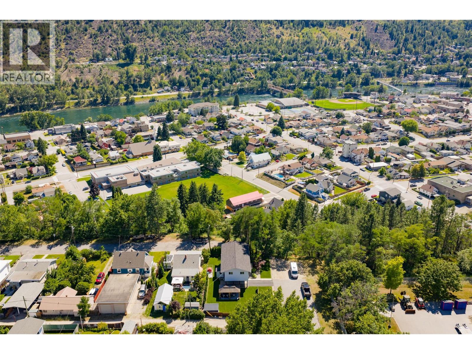 2007 Valleyview Drive, Trail, British Columbia  V1R 3B3 - Photo 59 - 10378704