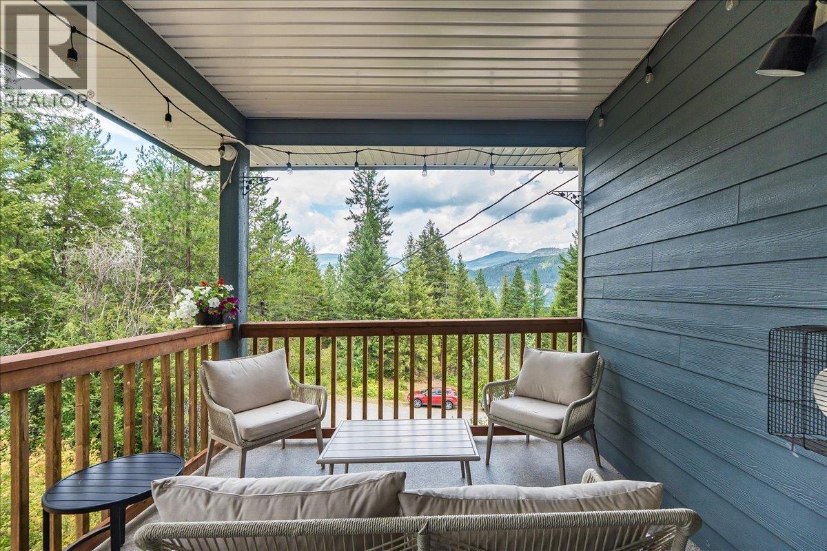 220 Chase Road, Christina Lake, British Columbia  V0H 1E0 - Photo 38 - 10378334