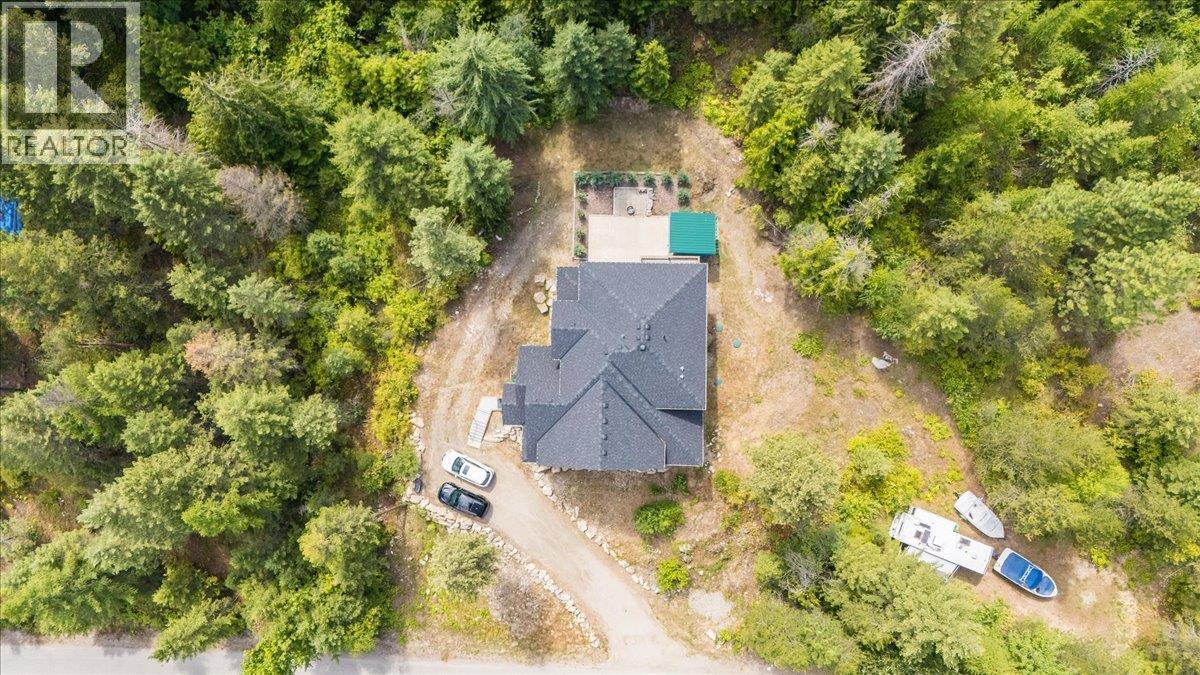 220 Chase Road, Christina Lake, British Columbia  V0H 1E0 - Photo 44 - 10378334