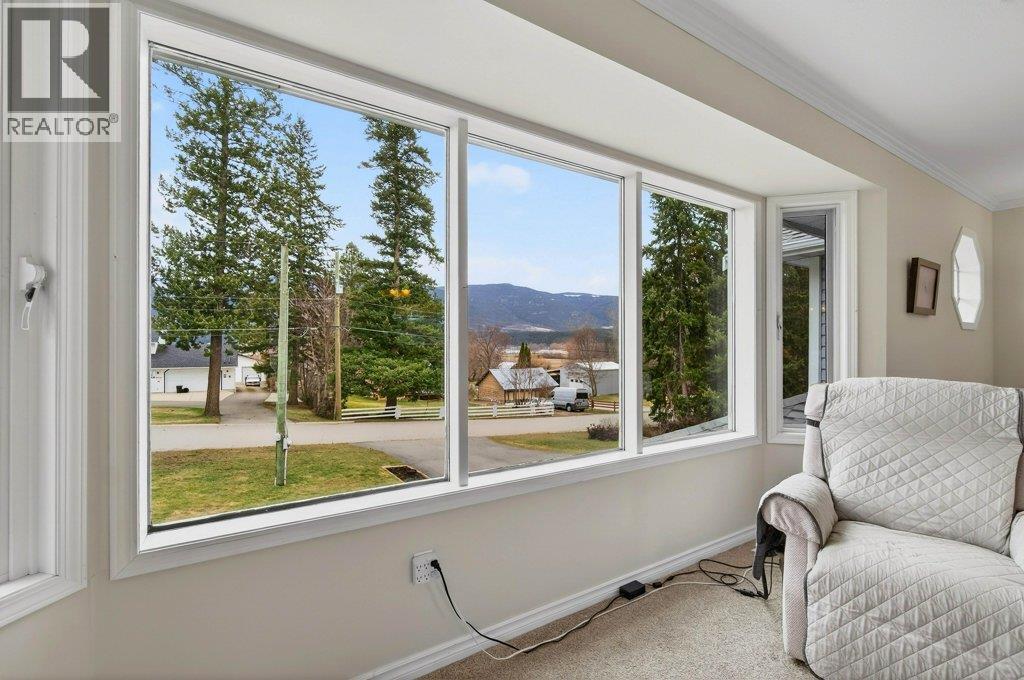 2090 14 Street Sw, Salmon Arm, British Columbia  V1E 1L6 - Photo 11 - 10377408