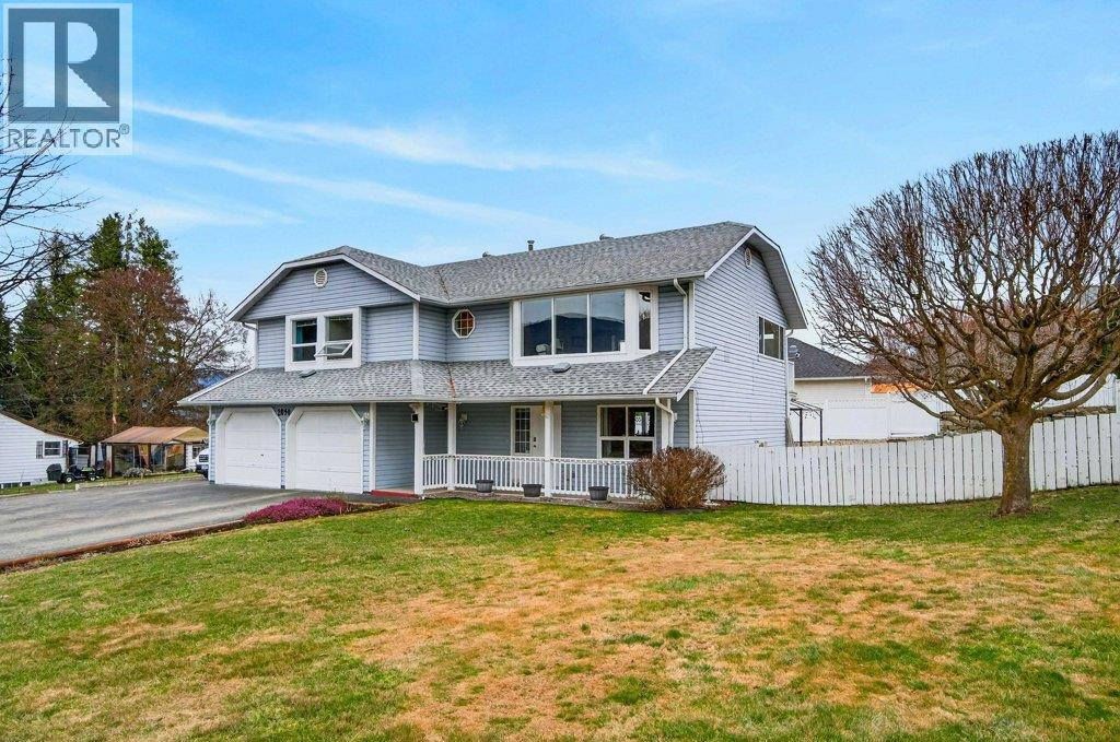 2090 14 Street Sw, Salmon Arm, British Columbia  V1E 1L6 - Photo 3 - 10377408