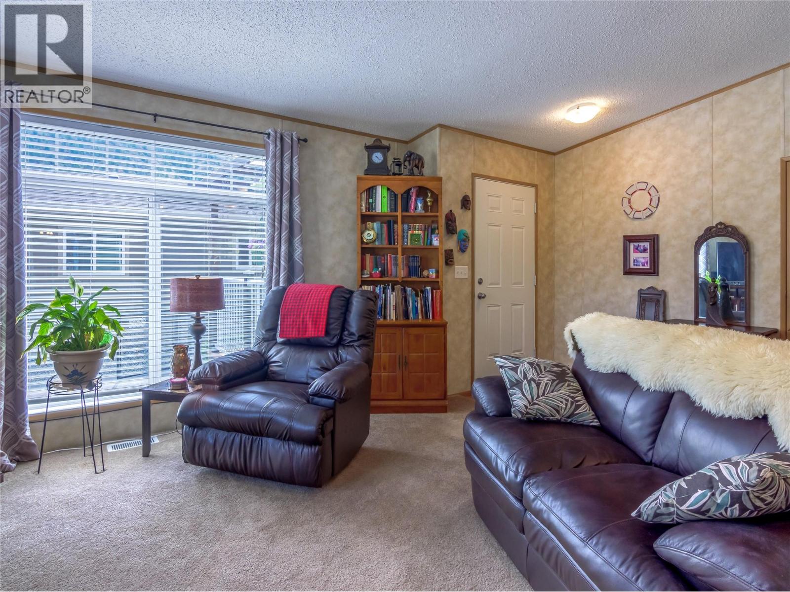1340 Hwy 3a Highway Unit# 13, Keremeos, British Columbia  V0X 1N4 - Photo 4 - 10379092