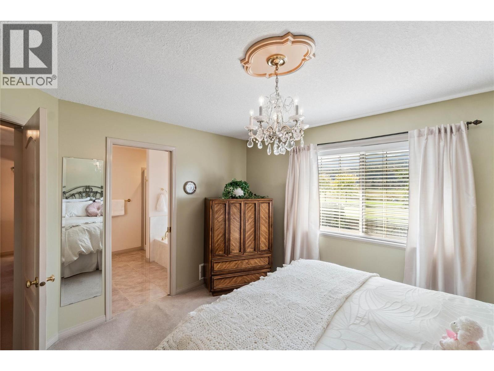 3689 Navatanee Drive, Kamloops, British Columbia  V2H 1S1 - Photo 22 - 10378034