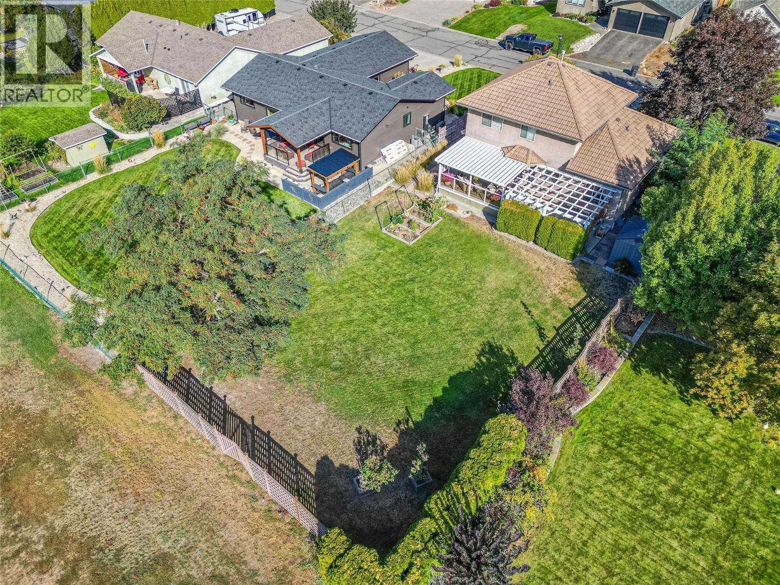 3689 Navatanee Drive, Kamloops, British Columbia  V2H 1S1 - Photo 43 - 10378034