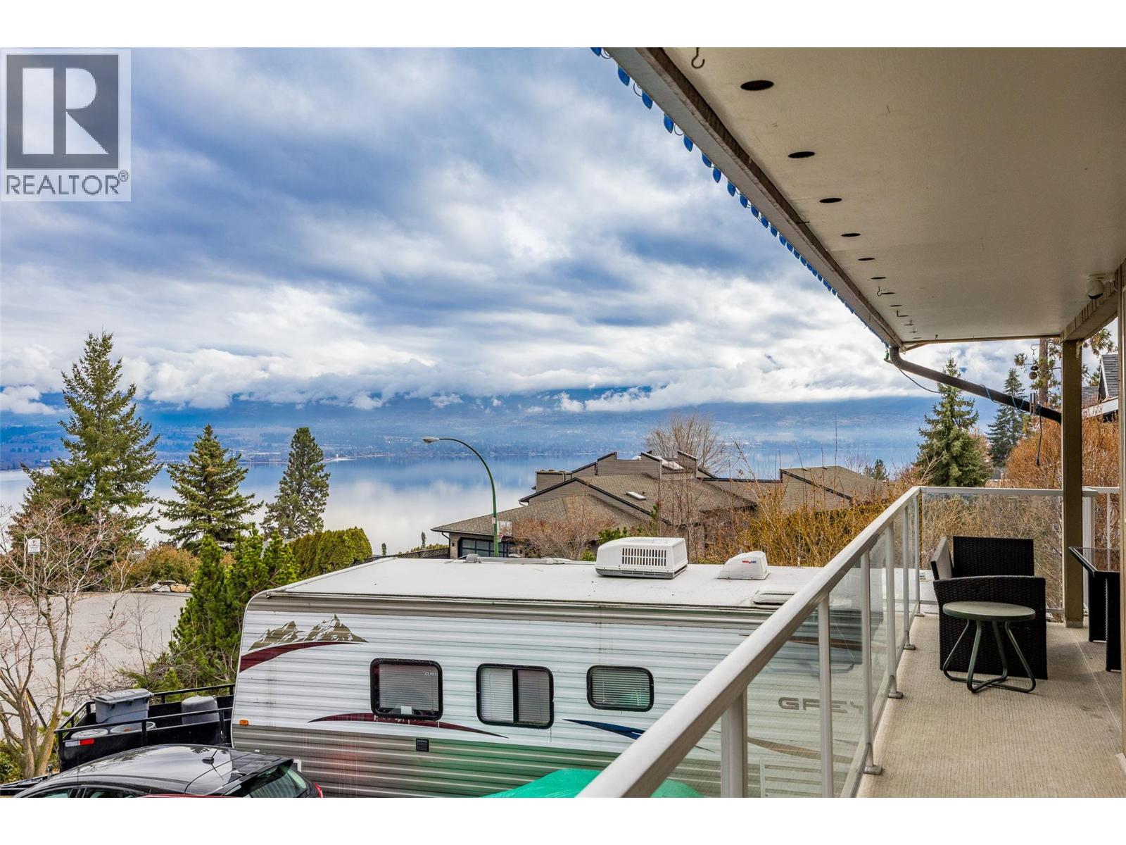 2152 Alexander Place, Kelowna, British Columbia  V1Z 2X5 - Photo 27 - 10378300