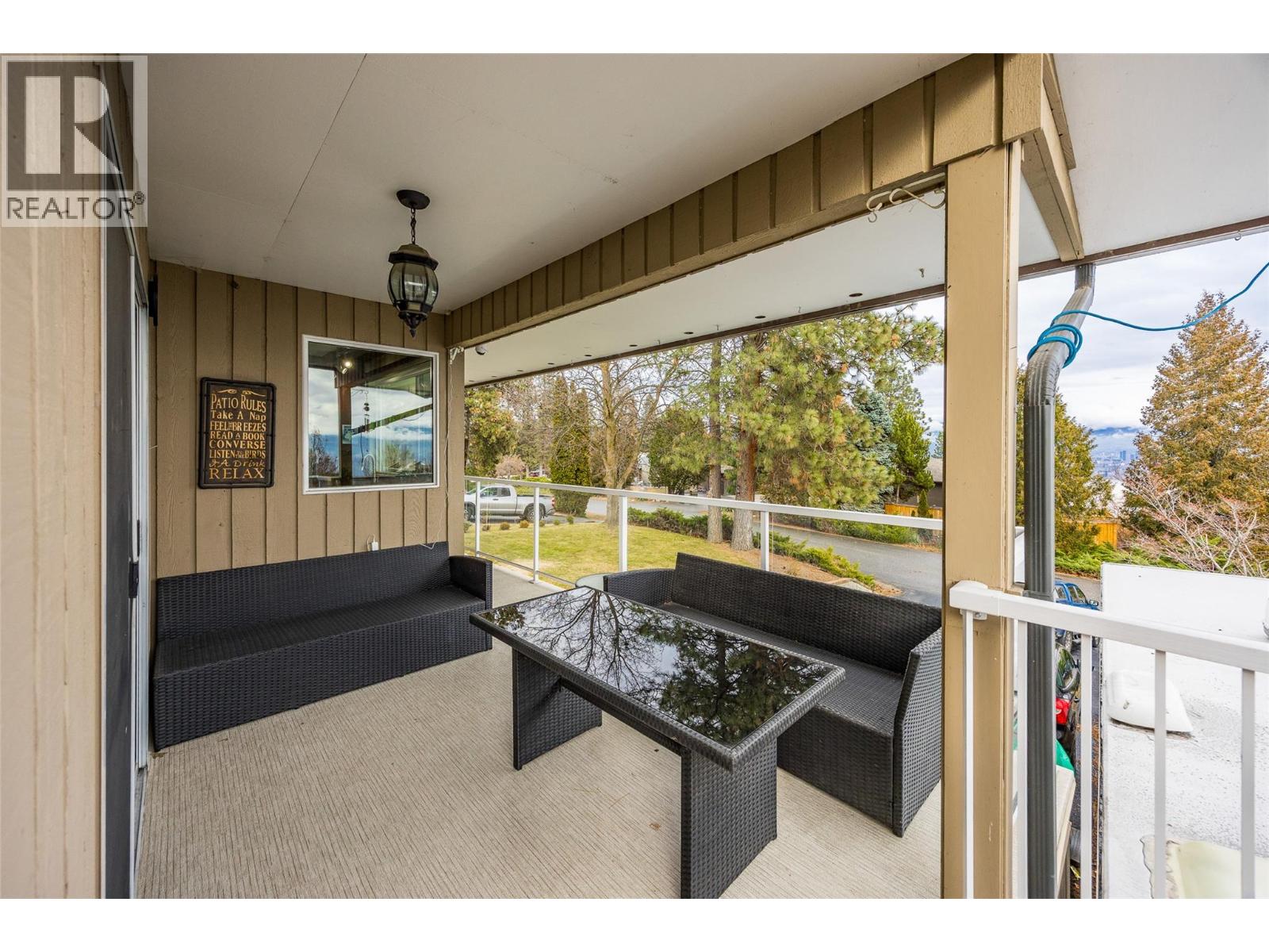 2152 Alexander Place, Kelowna, British Columbia  V1Z 2X5 - Photo 28 - 10378300