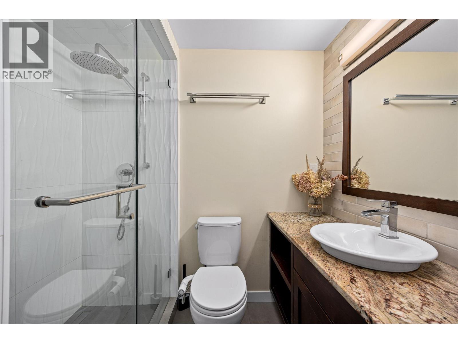 2152 Alexander Place, Kelowna, British Columbia  V1Z 2X5 - Photo 33 - 10378300