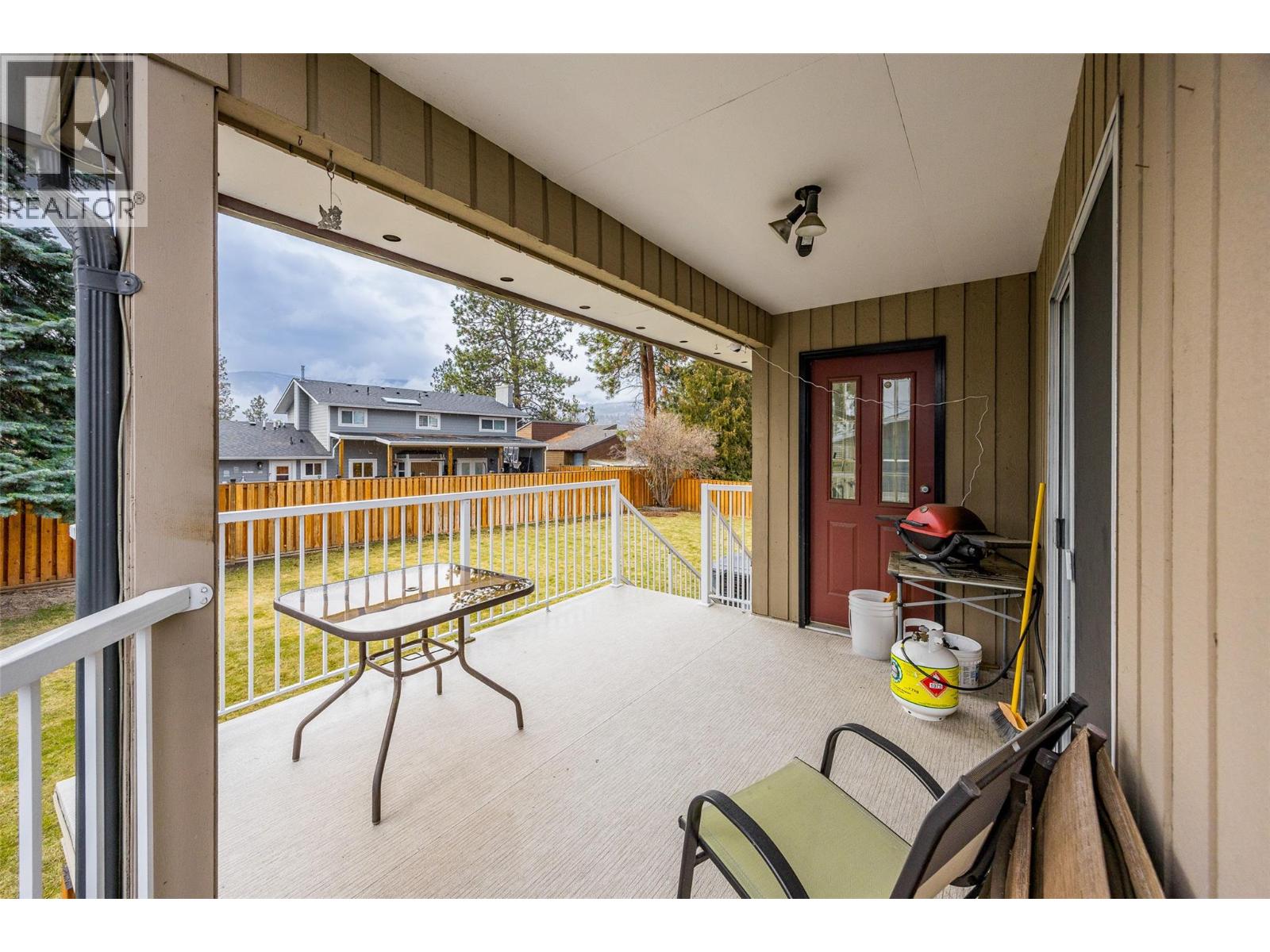 2152 Alexander Place, Kelowna, British Columbia  V1Z 2X5 - Photo 45 - 10378300