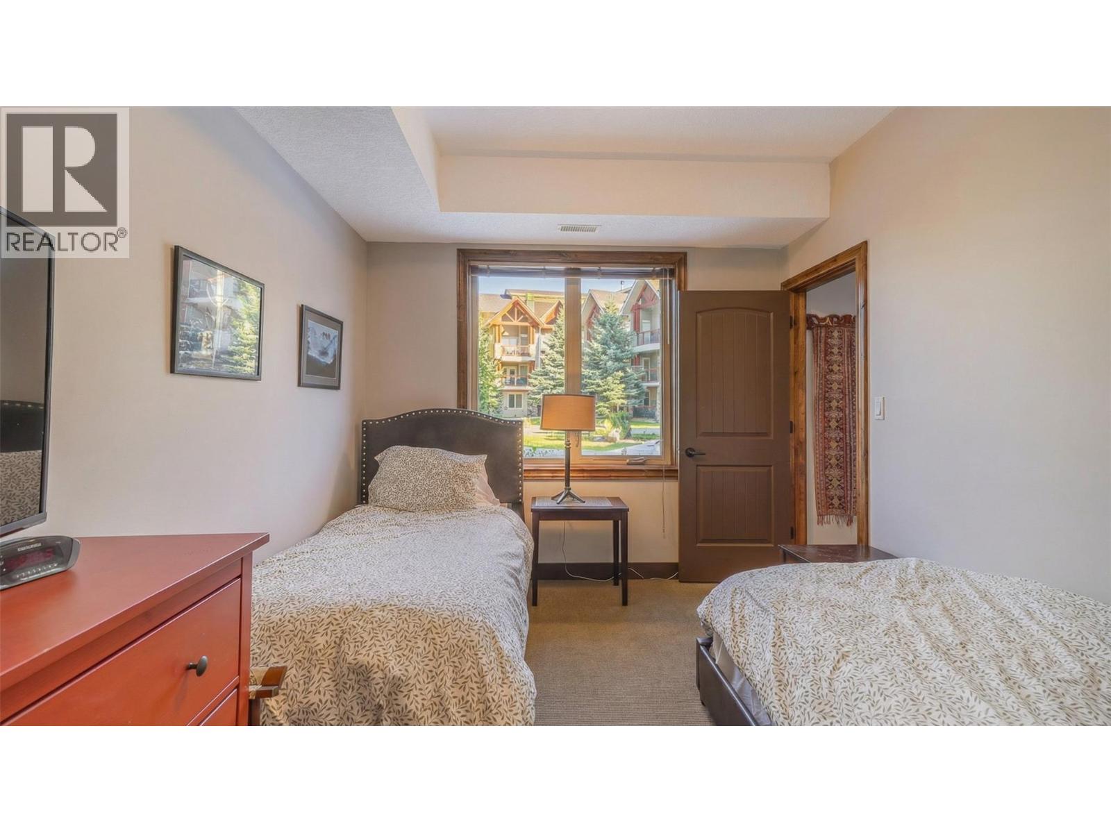 7495 Columbia Avenue Unit# 2112, Radium Hot Springs, British Columbia  V0A 1M0 - Photo 25 - 10378638