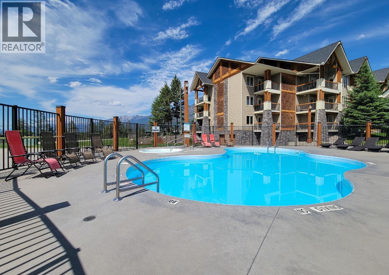 7495 Columbia Avenue Unit# 2112, Radium Hot Springs, British Columbia  V0A 1M0 - Photo 4 - 10378638