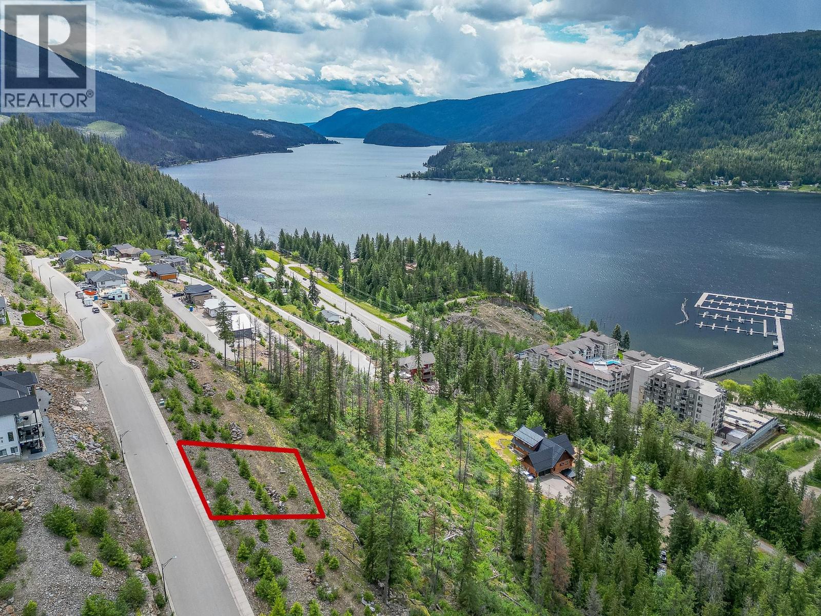 258 Bayview Drive, Sicamous, British Columbia  V0E 2V1 - Photo 4 - 10379098